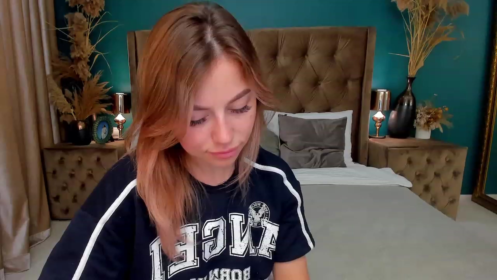 Gallery image thumbnail from SofiBloom's myfreecams stream on, 07/11/2023, 12:02 image 15 of 20