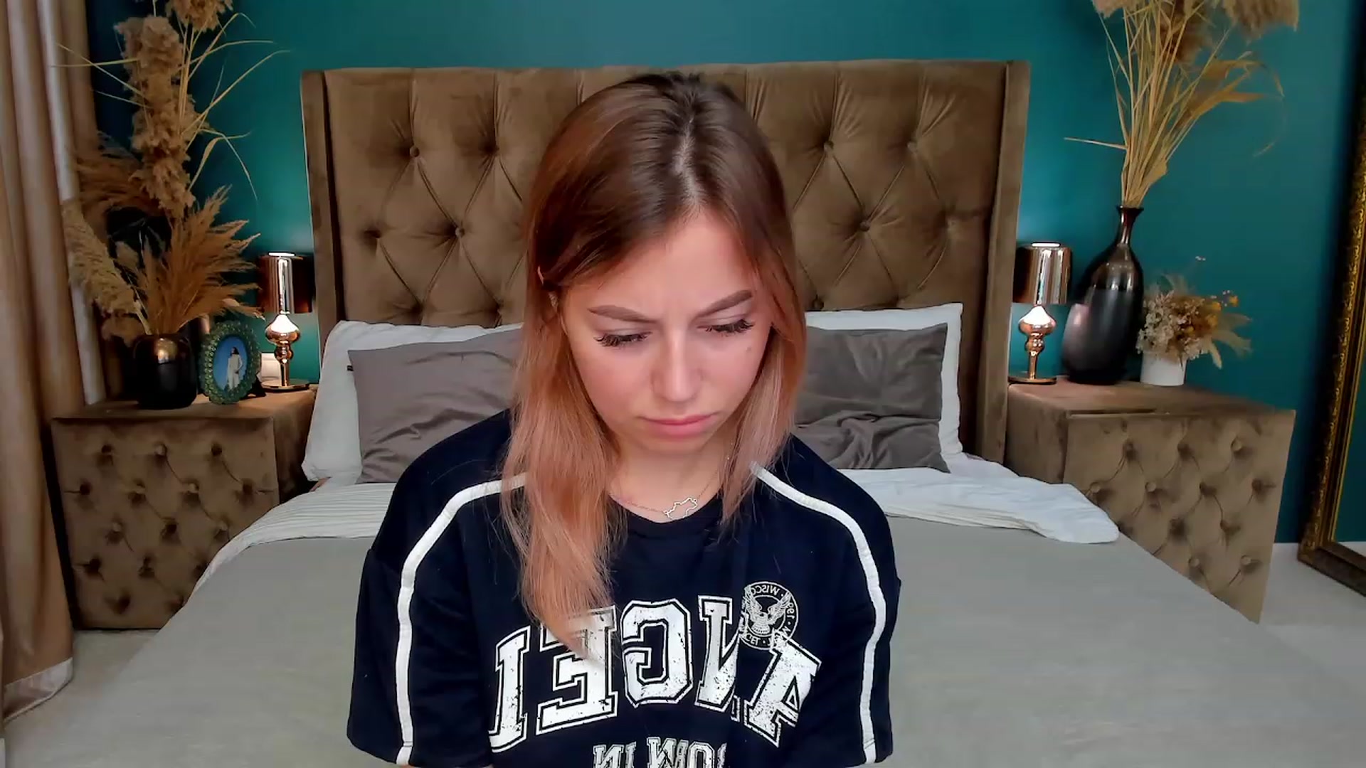 Gallery image thumbnail from SofiBloom's myfreecams stream on, 07/11/2023, 12:02 image 12 of 20