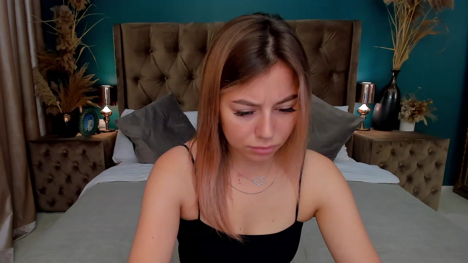 Gallery image thumbnail from SofiBloom's myfreecams stream on, 07/12/2023, 07:32 image 15 of 20