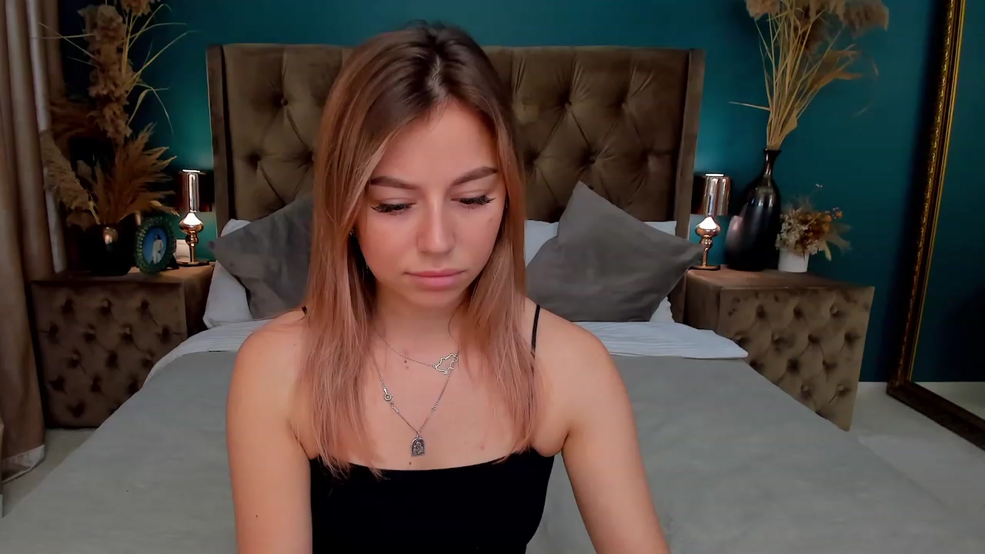 Gallery image thumbnail from SofiBloom's myfreecams stream on, 07/12/2023, 12:00 image 2 of 20