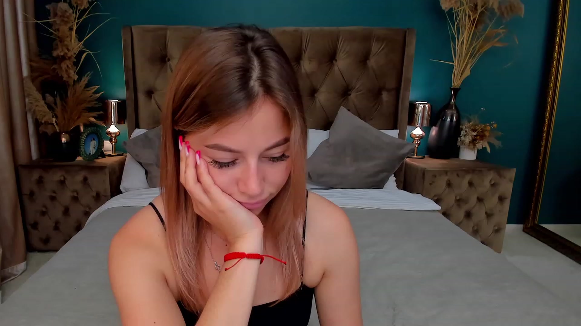 Gallery image thumbnail from SofiBloom's myfreecams stream on, 07/12/2023, 12:00 image 10 of 20