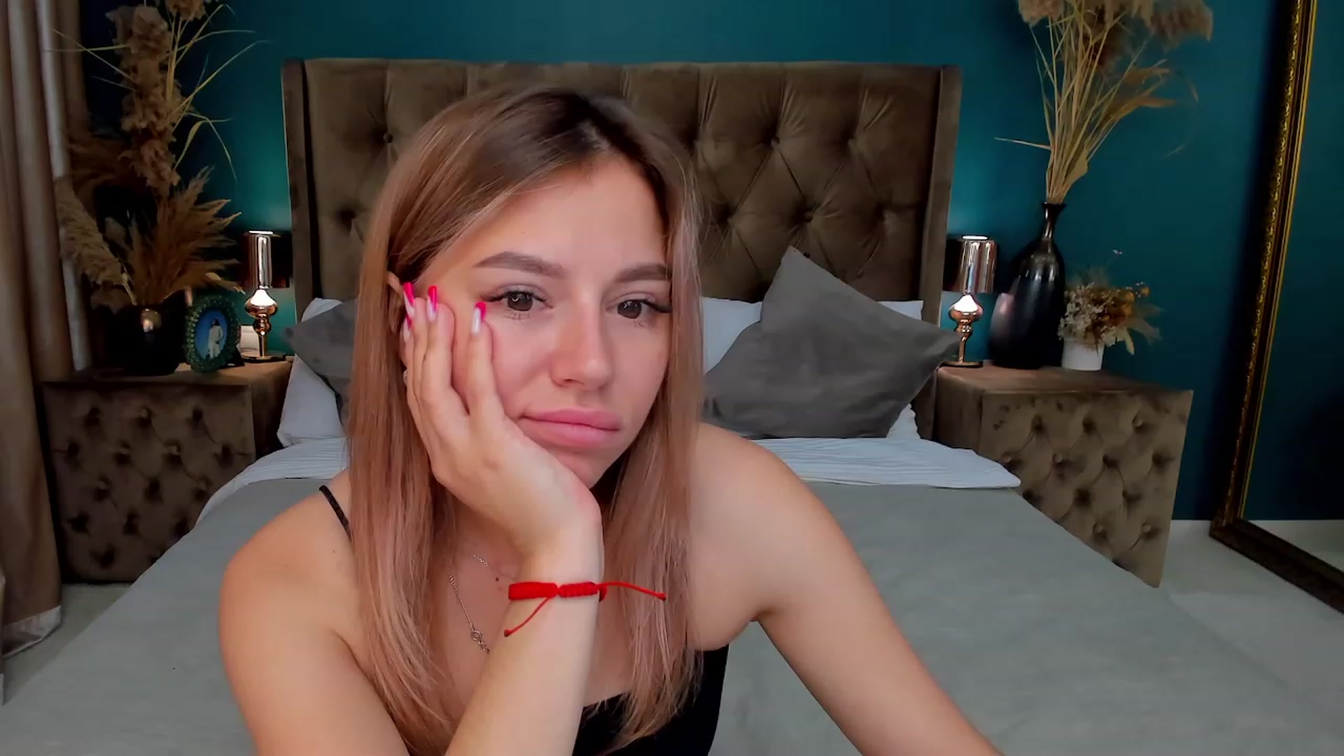 Gallery image thumbnail from SofiBloom's myfreecams stream on, 07/12/2023, 12:00 image 9 of 20