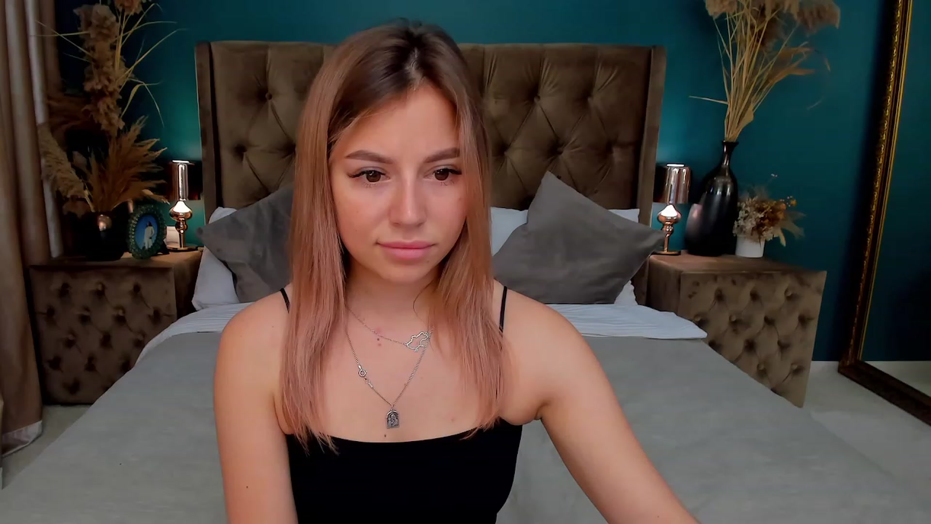 Gallery image thumbnail from SofiBloom's myfreecams stream on, 07/12/2023, 12:00 image 7 of 20