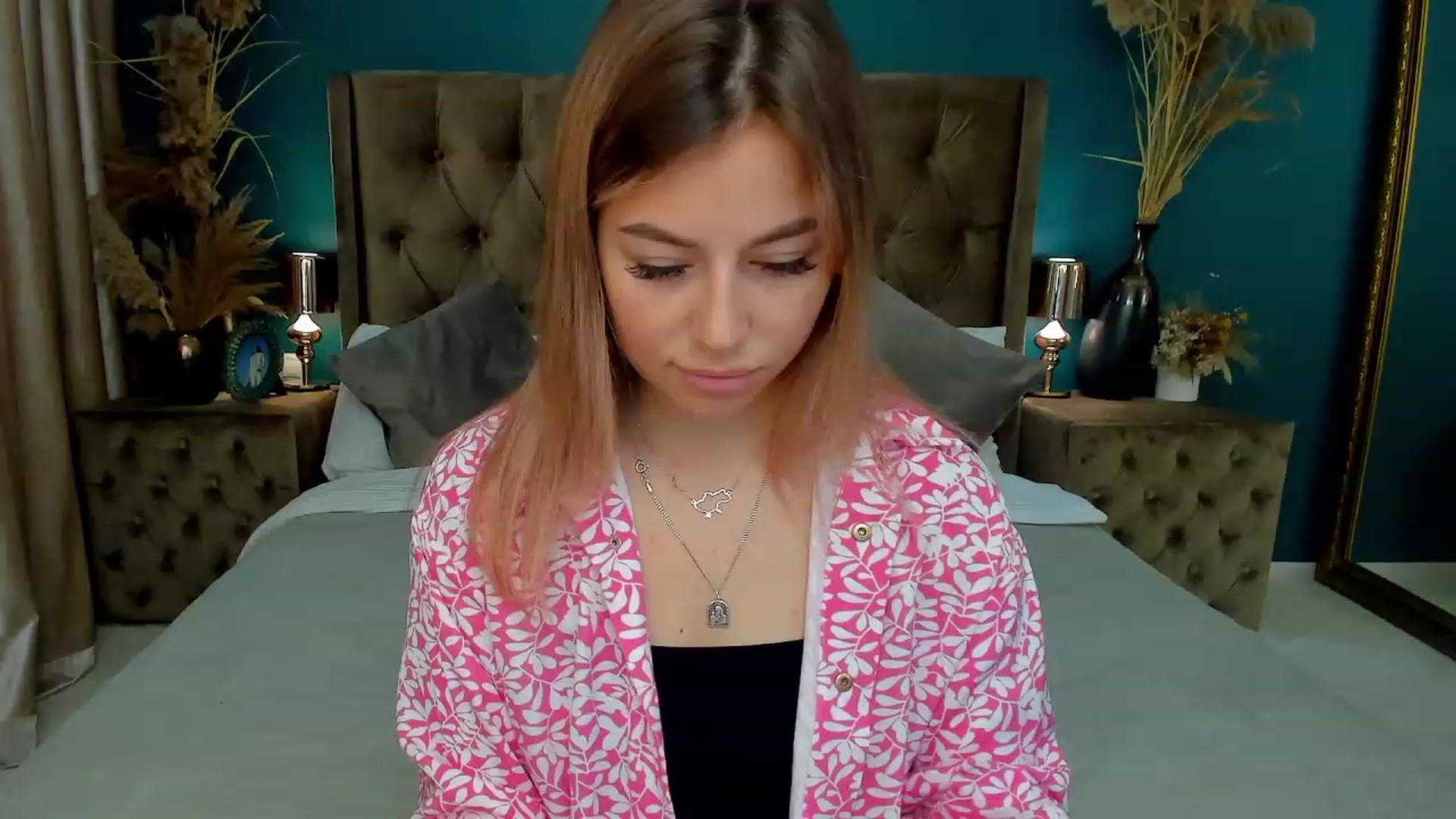 Gallery image thumbnail from SofiBloom's myfreecams stream on, 07/12/2023, 12:00 image 19 of 20