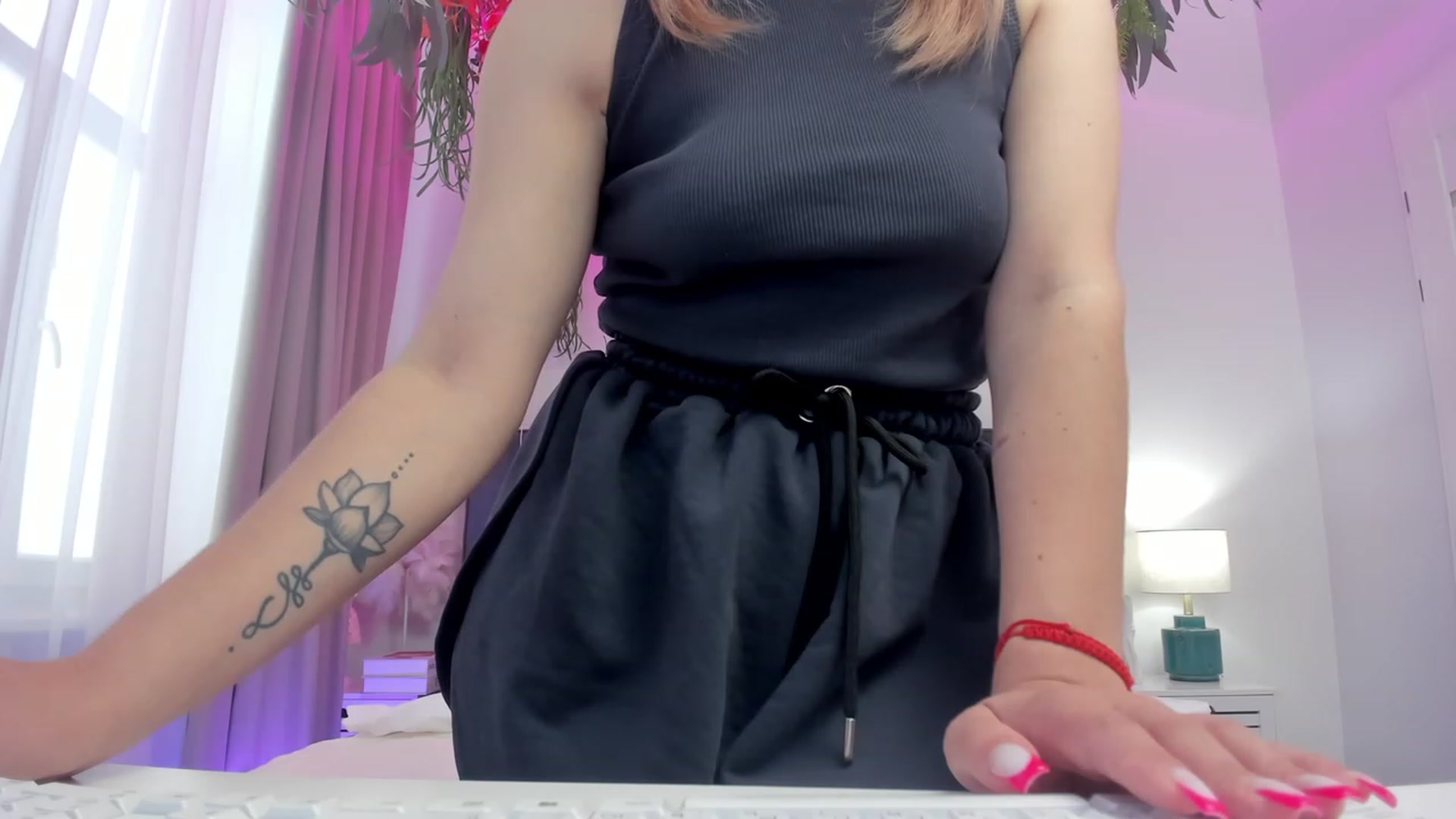 Gallery image thumbnail from SofiBloom's myfreecams stream on, 07/14/2023, 11:58 image 17 of 20