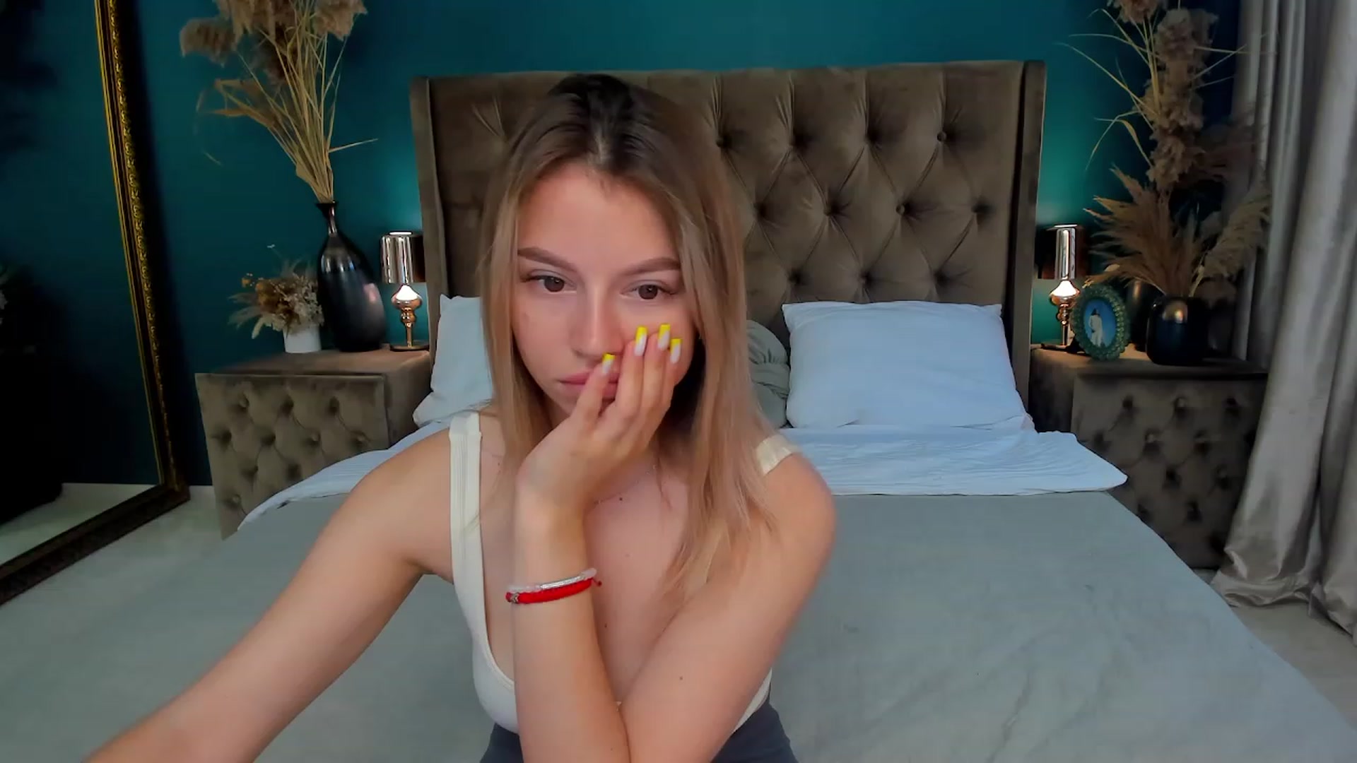Gallery image thumbnail from SofiBloom's myfreecams stream on, 07/26/2023, 07:53 image 2 of 20