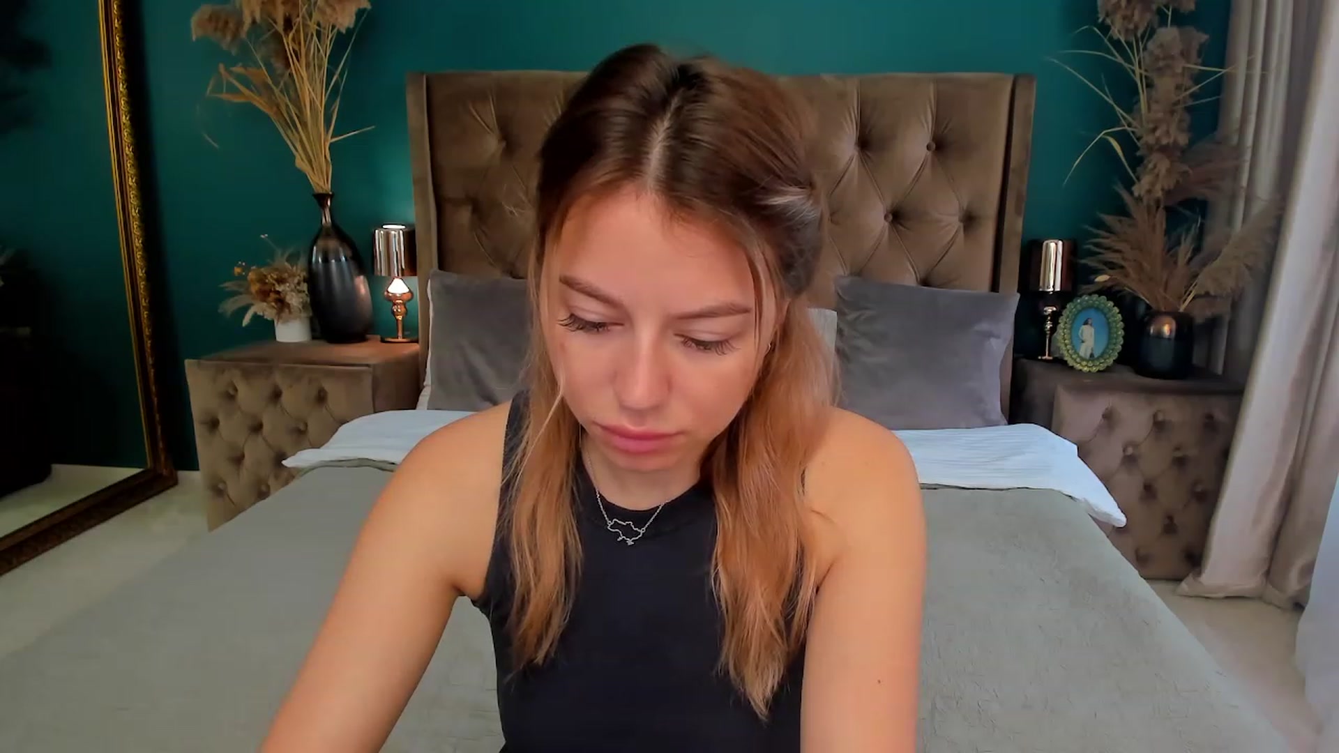 Gallery image thumbnail from SofiBloom's myfreecams stream on, 07/27/2023, 08:41 image 3 of 20