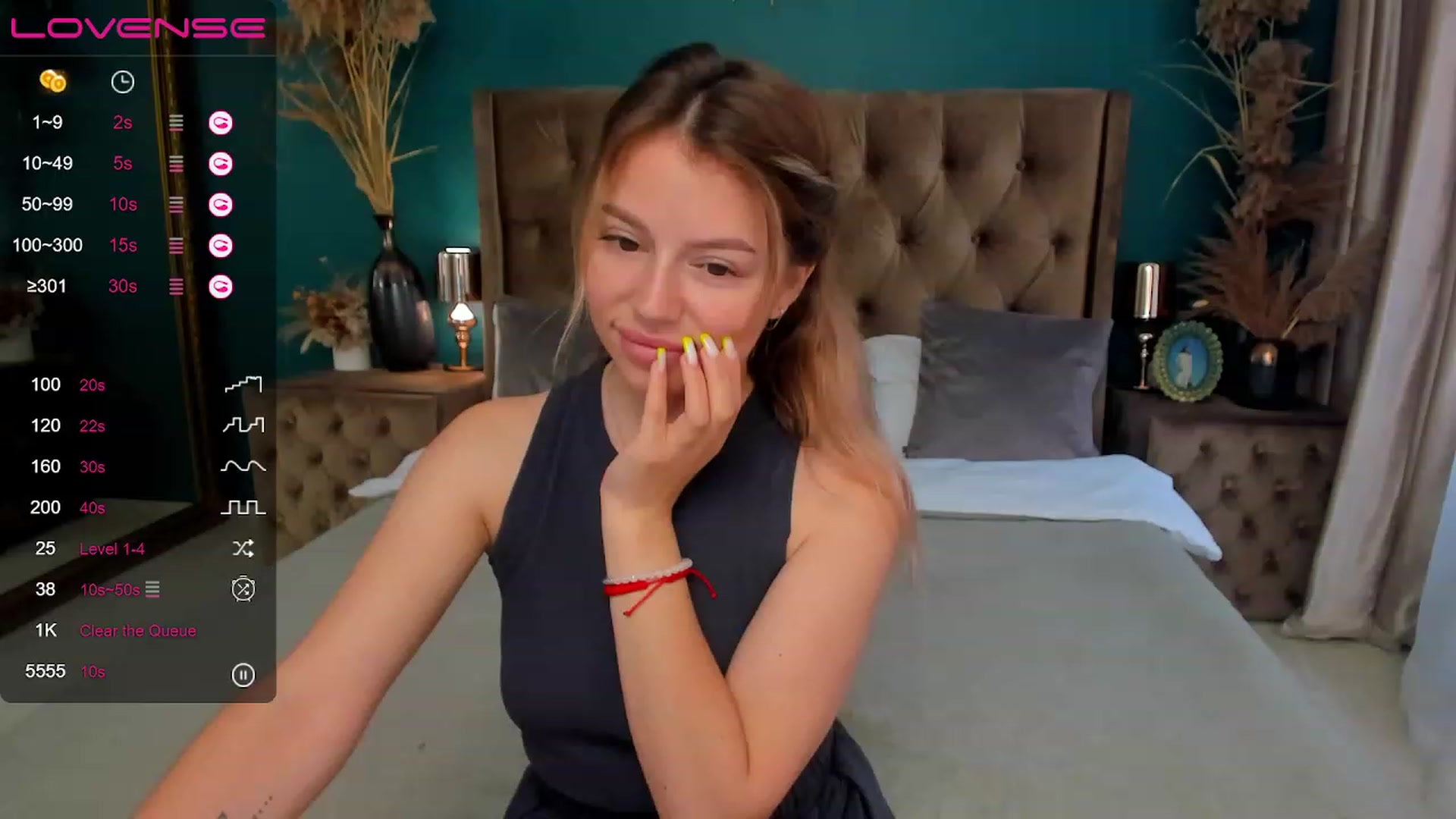 Gallery image thumbnail from SofiBloom's myfreecams stream on, 07/27/2023, 08:53 image 9 of 20