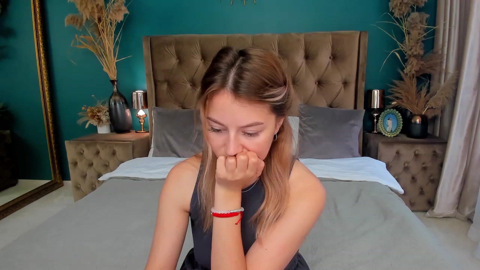 Gallery image thumbnail from SofiBloom's myfreecams stream on, 07/27/2023, 12:02 image 6 of 20
