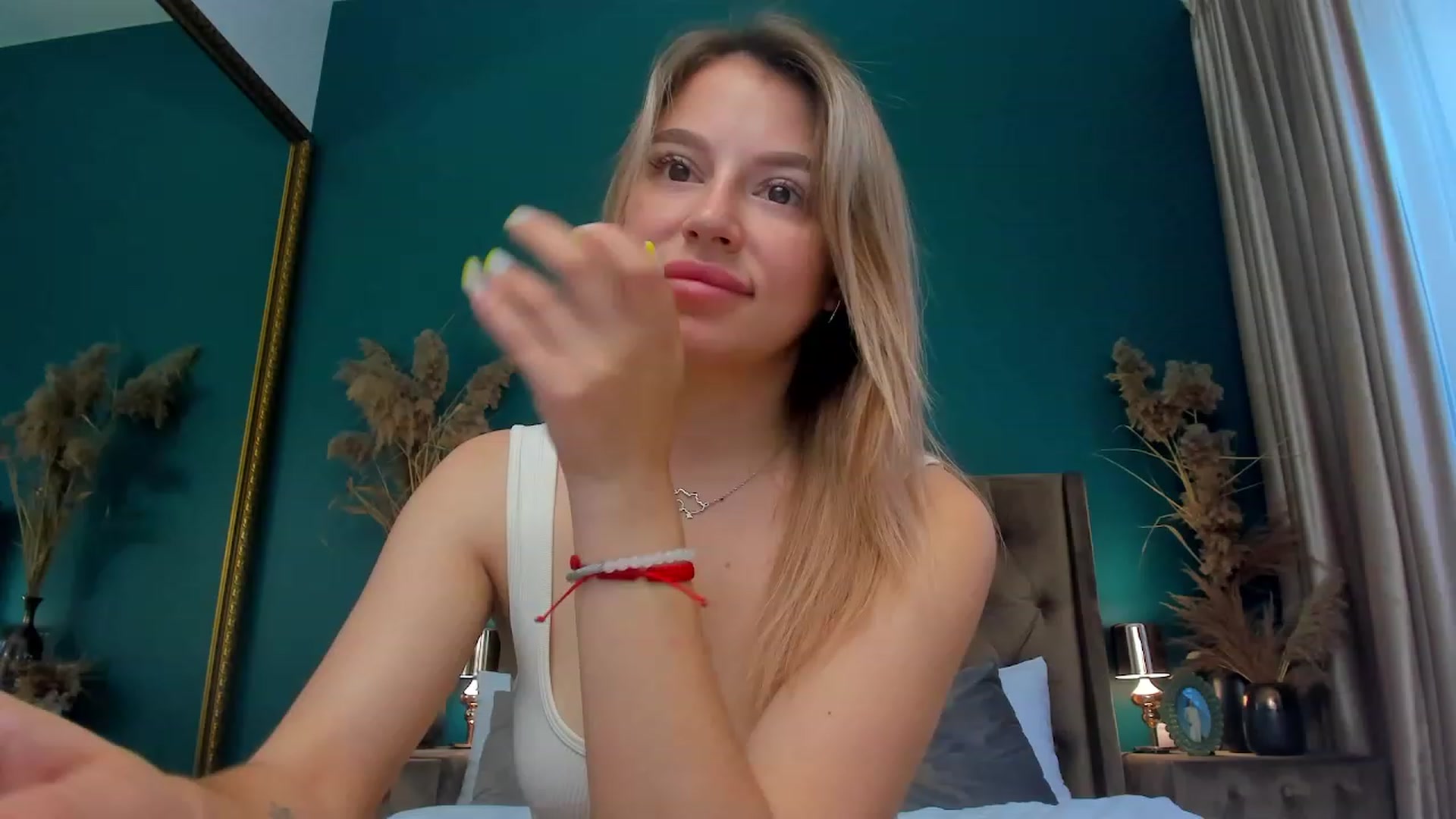 Gallery image thumbnail from SofiBloom's myfreecams stream on, 07/30/2023, 06:32 image 2 of 20