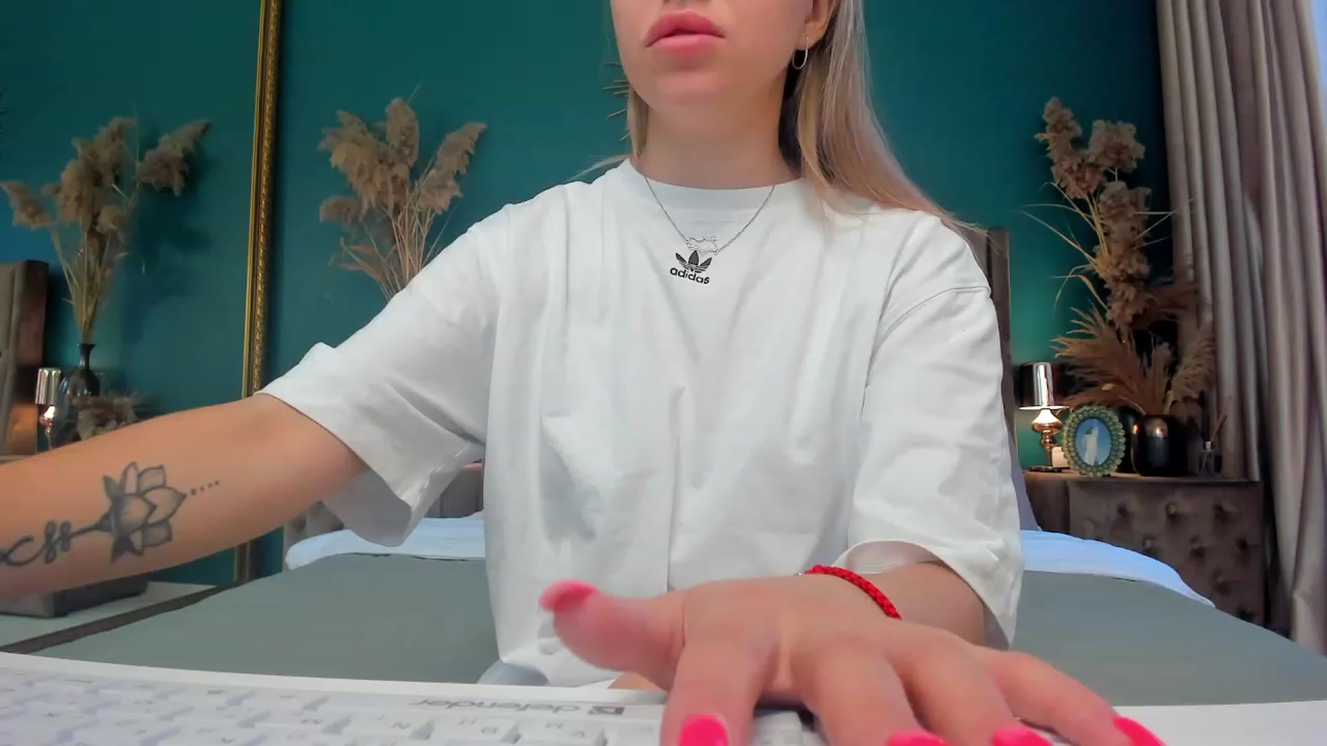 Gallery image thumbnail from SofiBloom's myfreecams stream on, 08/09/2023, 06:15 image 18 of 20