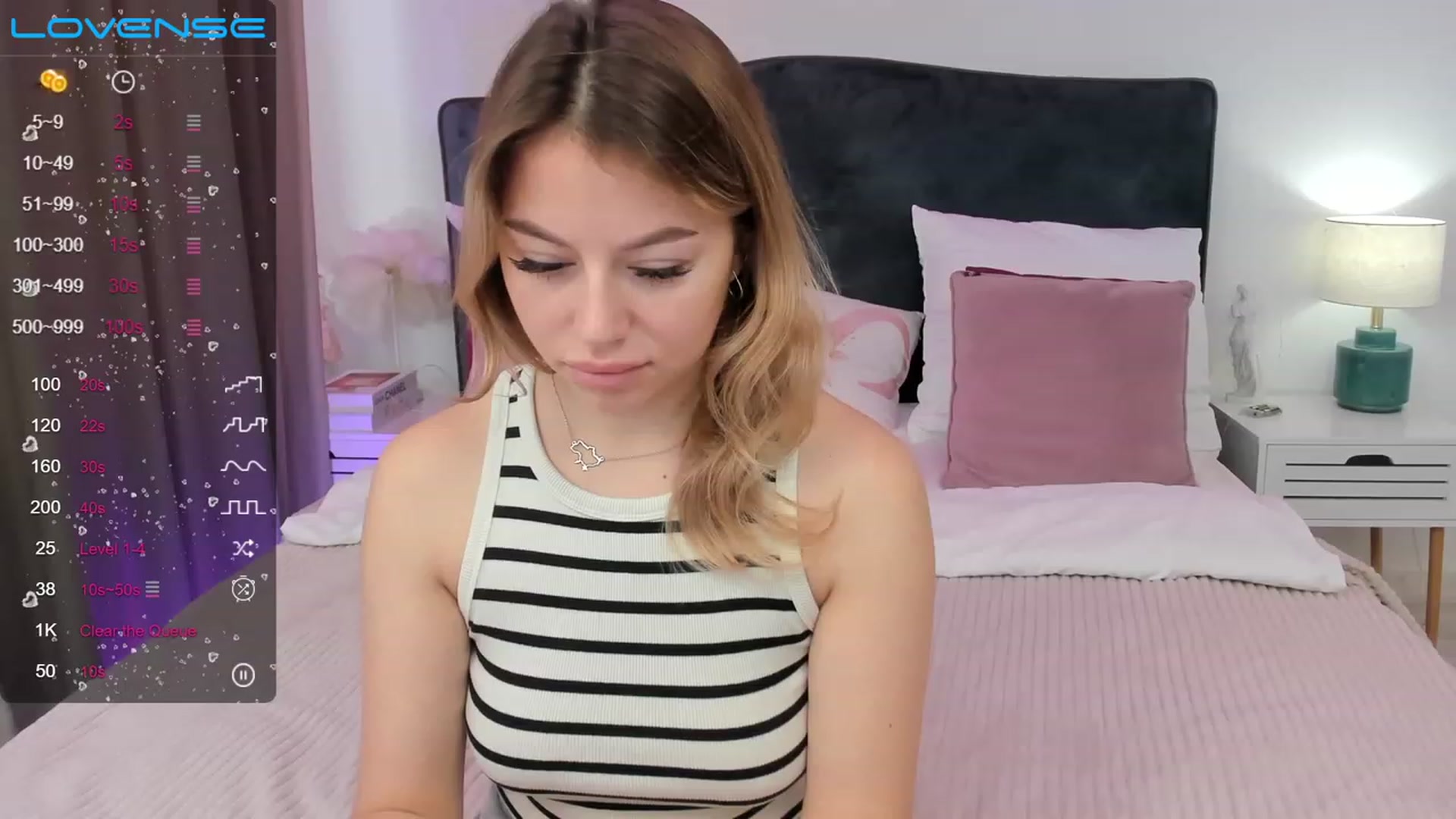 Gallery image thumbnail from SofiBloom's myfreecams stream on, 08/10/2023, 07:21 image 16 of 20
