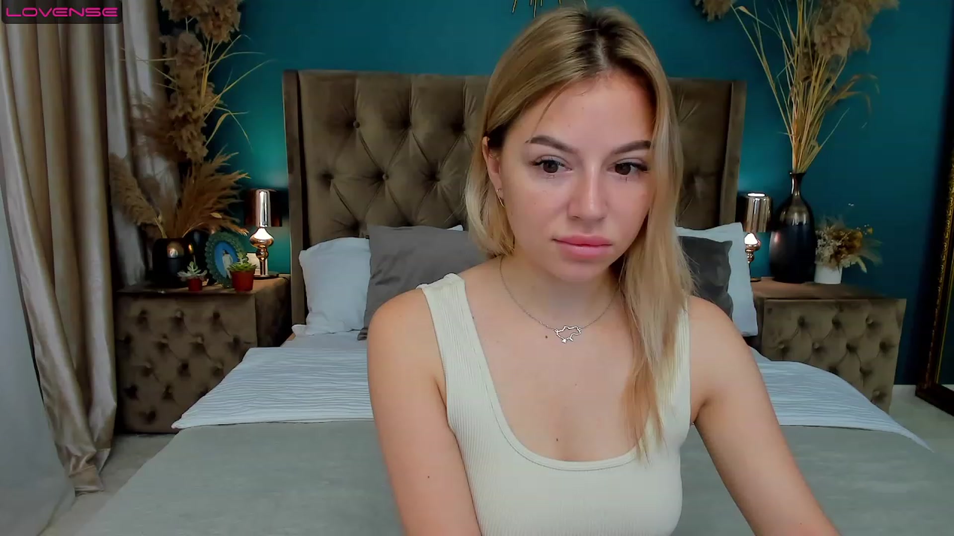 Gallery image thumbnail from SofiBloom's myfreecams stream on, 08/16/2023, 06:42 image 18 of 20
