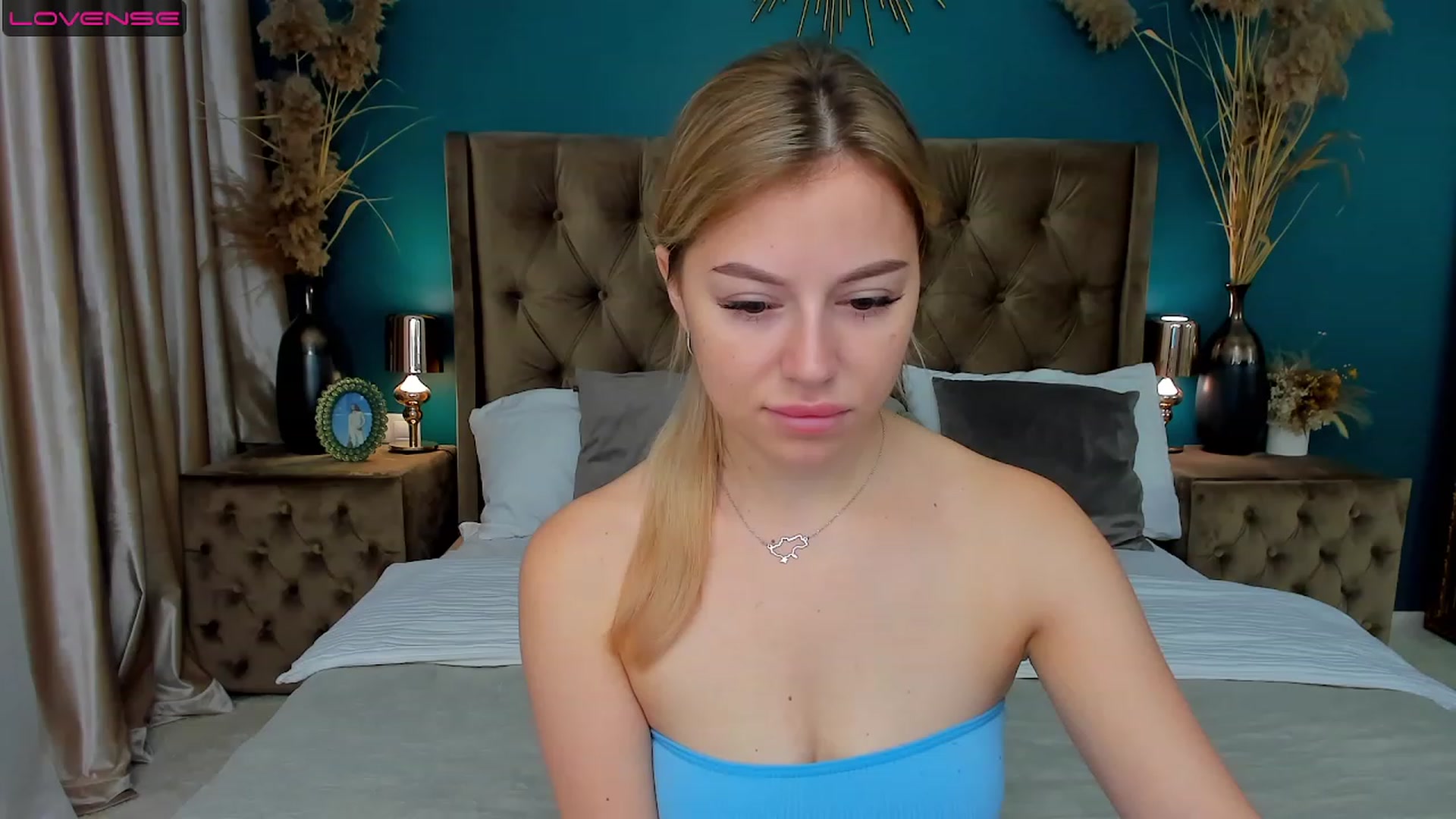 Gallery image thumbnail from SofiBloom's myfreecams stream on, 08/16/2023, 08:08 image 20 of 20