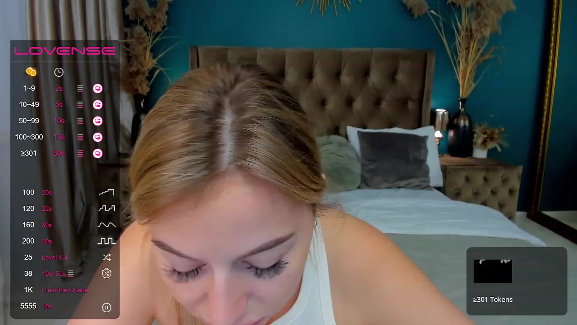 Gallery image thumbnail from SofiBloom's myfreecams stream on, 08/16/2023, 11:10 image 9 of 20