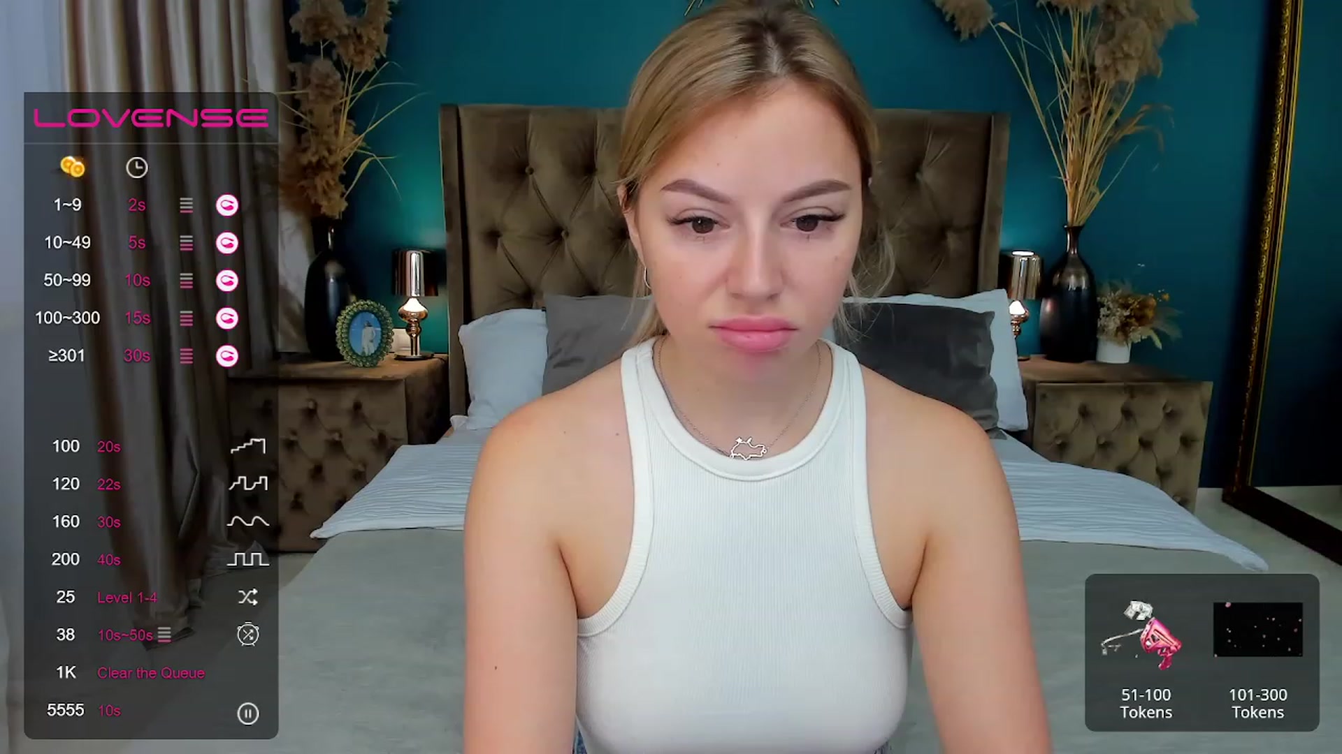Gallery image thumbnail from SofiBloom's myfreecams stream on, 08/16/2023, 11:10 image 12 of 20