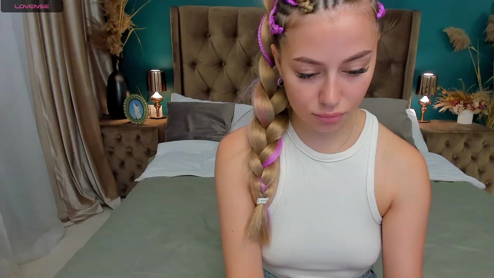 Gallery image thumbnail from SofiBloom's myfreecams stream on, 08/20/2023, 10:07 image 3 of 20