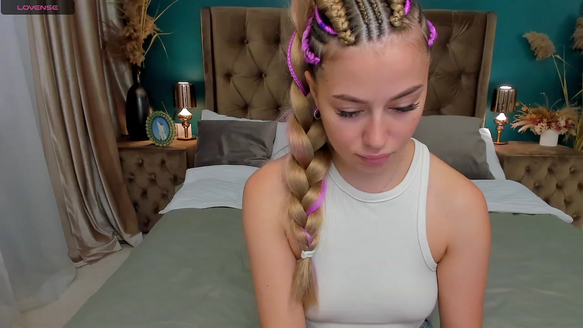 Gallery image thumbnail from SofiBloom's myfreecams stream on, 08/20/2023, 10:07 image 5 of 20
