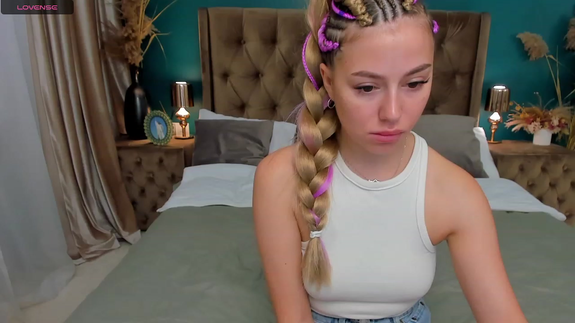 Gallery image thumbnail from SofiBloom's myfreecams stream on, 08/20/2023, 10:07 image 4 of 20