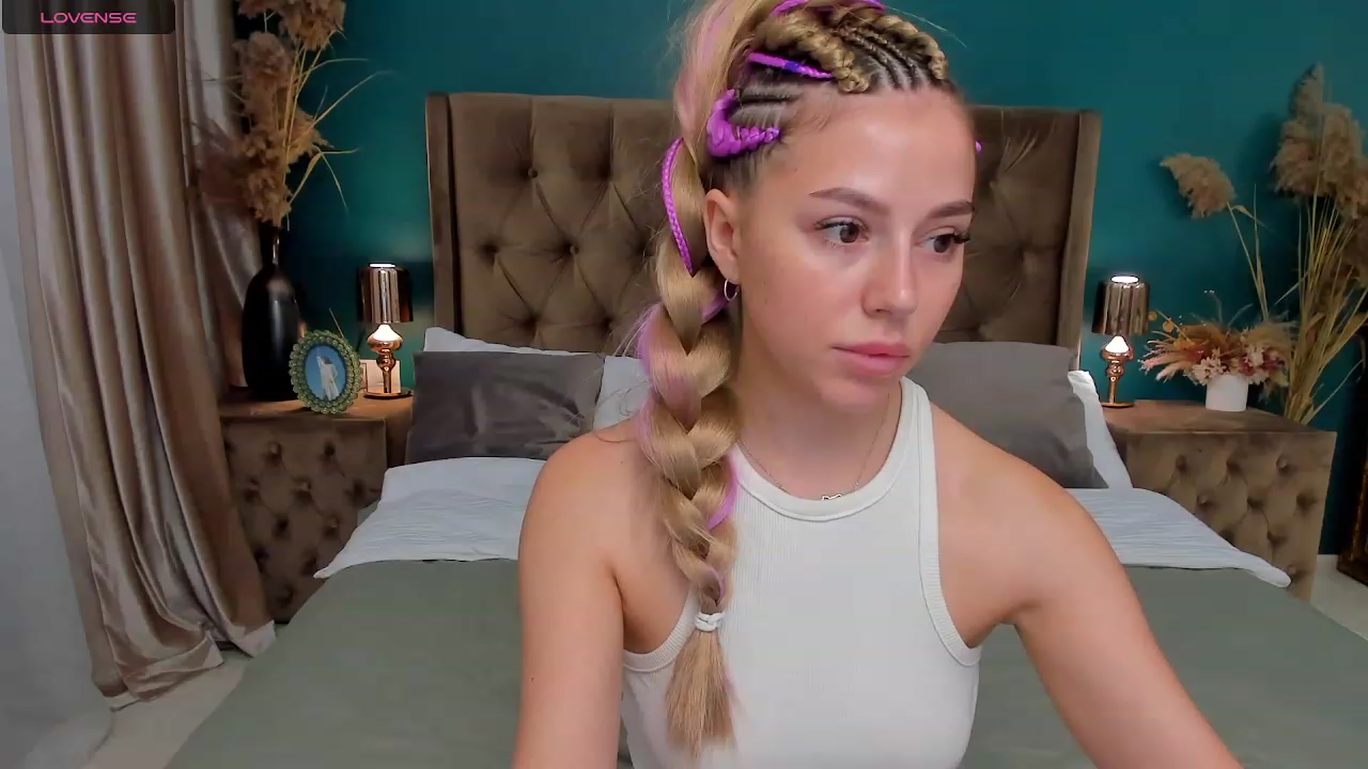 Gallery image thumbnail from SofiBloom's myfreecams stream on, 08/20/2023, 10:59 image 3 of 20