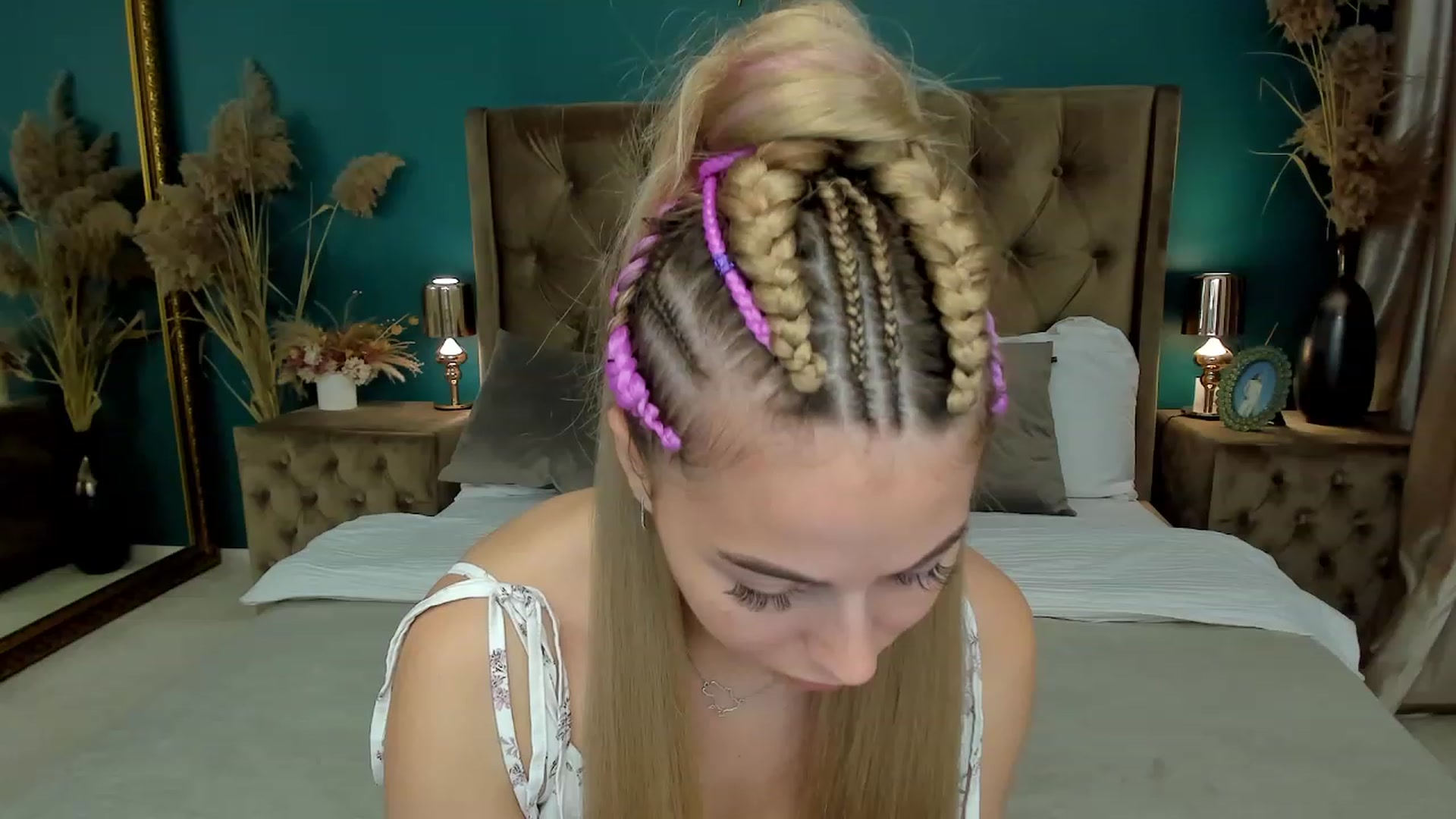 Gallery image thumbnail from SofiBloom's myfreecams stream on, 08/25/2023, 15:17 image 13 of 20