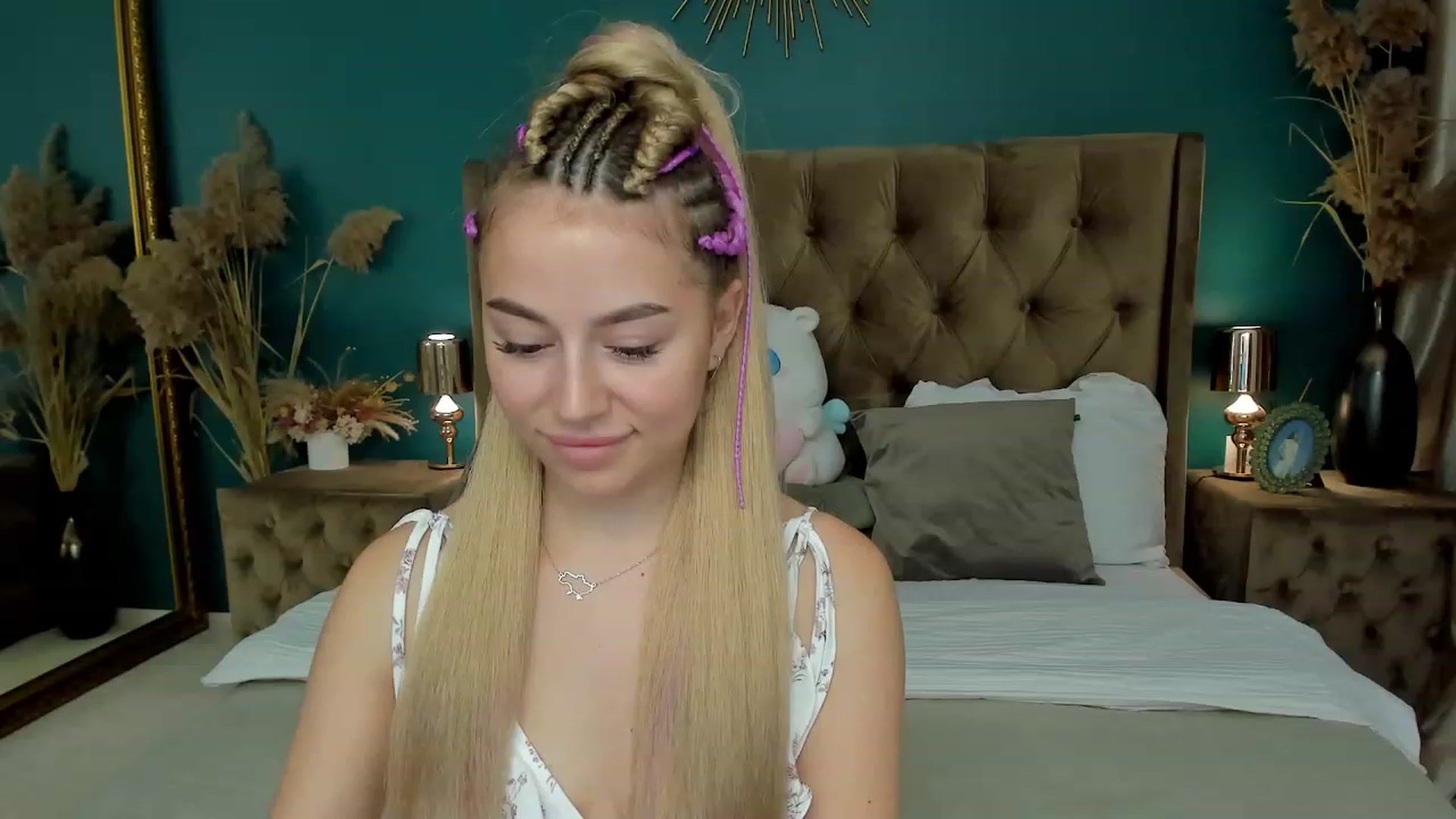 Gallery image thumbnail from SofiBloom's myfreecams stream on, 08/25/2023, 15:58 image 5 of 20