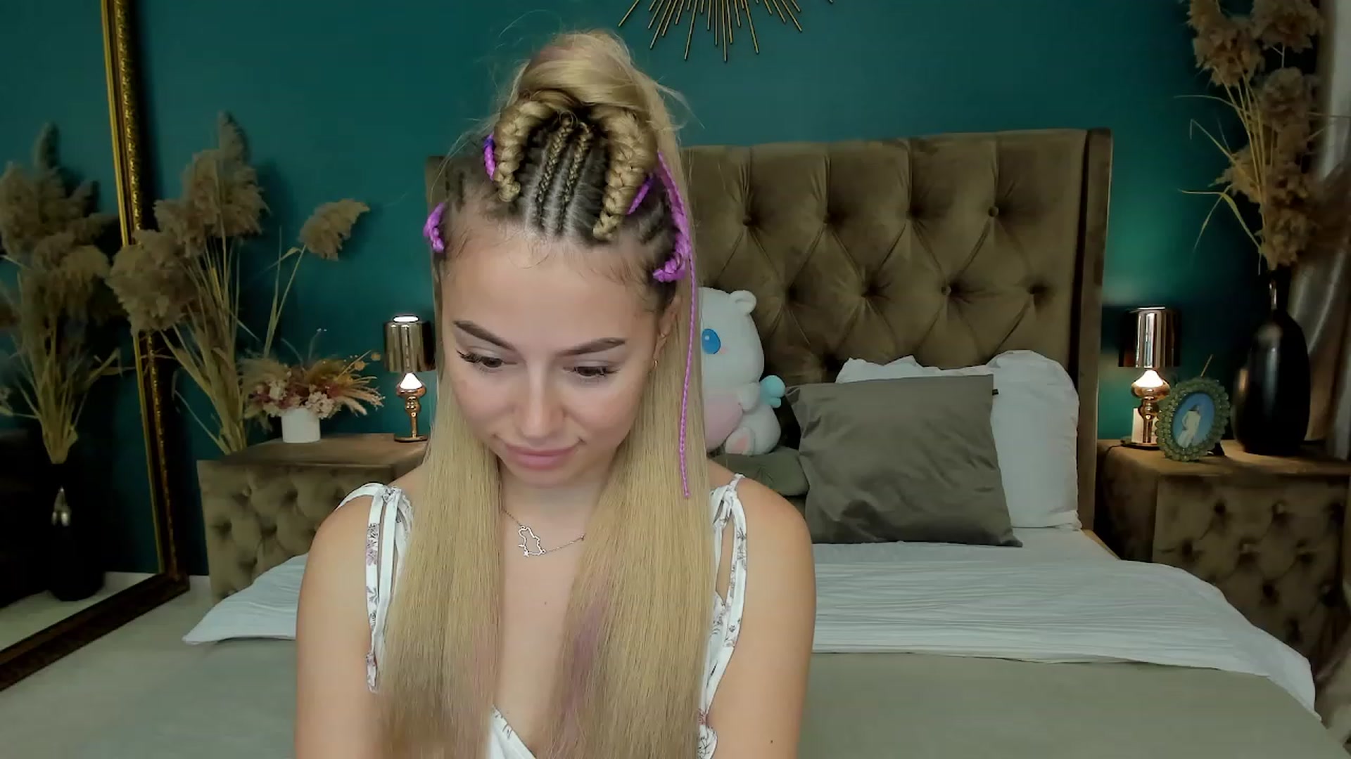 Gallery image thumbnail from SofiBloom's myfreecams stream on, 08/25/2023, 15:58 image 9 of 20