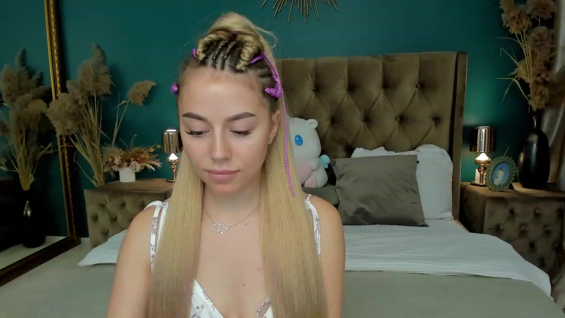 Gallery image thumbnail from SofiBloom's myfreecams stream on, 08/25/2023, 15:58 image 6 of 20