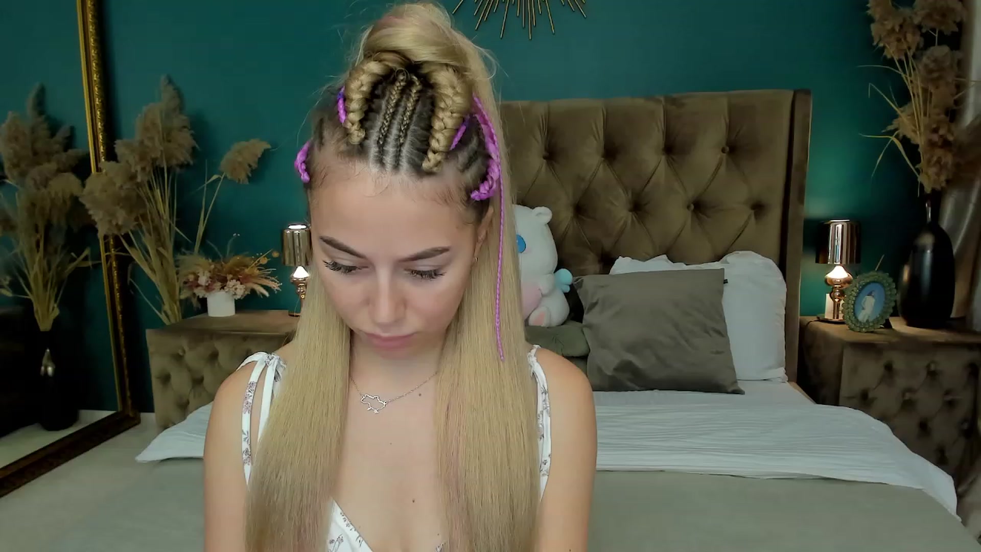 Gallery image thumbnail from SofiBloom's myfreecams stream on, 08/25/2023, 15:58 image 4 of 20
