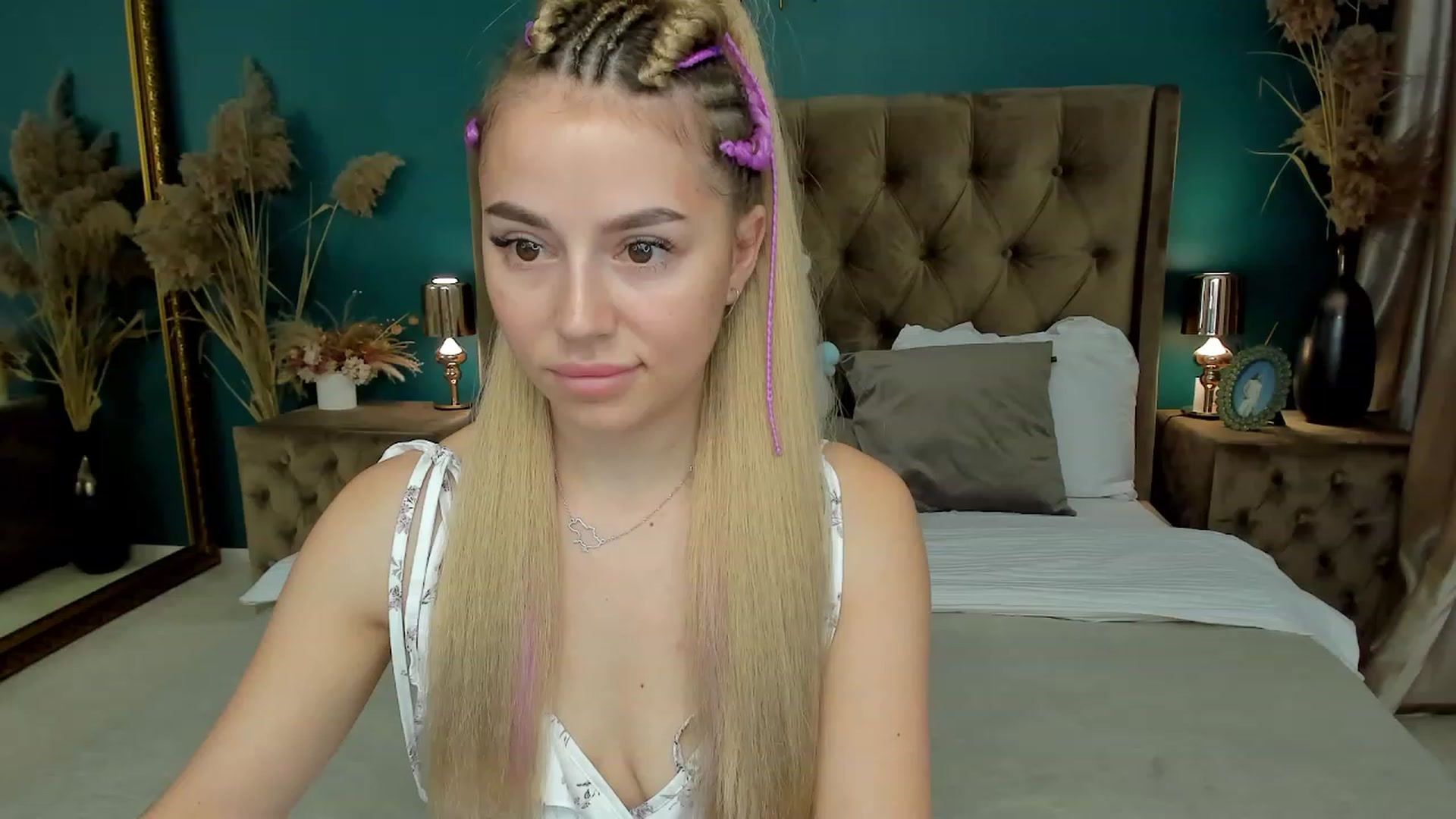 Gallery image thumbnail from SofiBloom's myfreecams stream on, 08/25/2023, 15:58 image 1 of 20