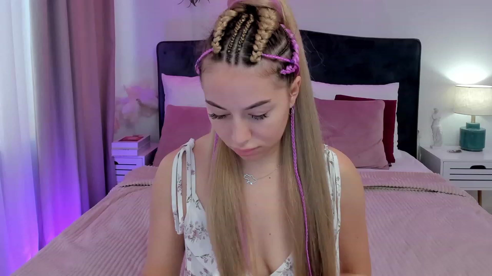 Gallery image thumbnail from SofiBloom's myfreecams stream on, 08/26/2023, 07:46 image 12 of 20