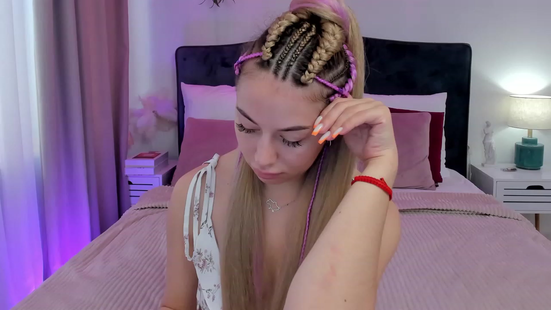 Gallery image thumbnail from SofiBloom's myfreecams stream on, 08/26/2023, 07:46 image 10 of 20