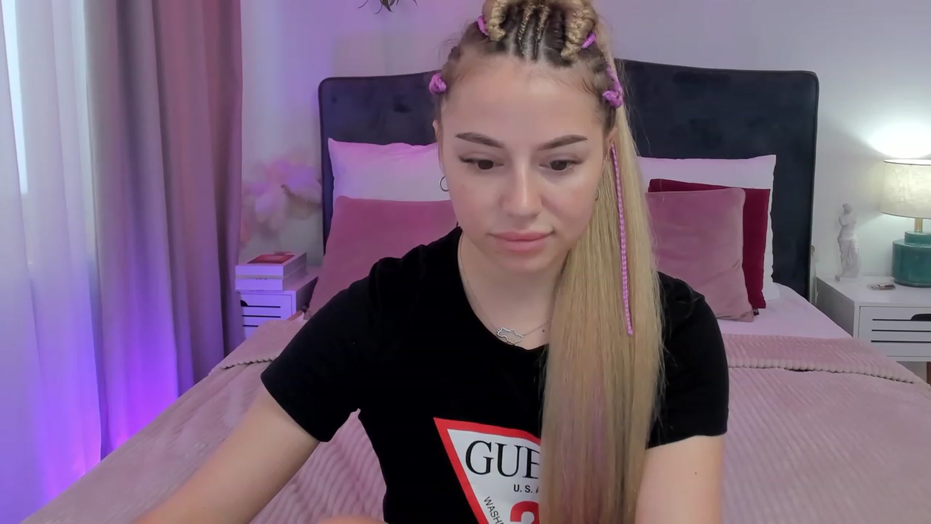 Gallery image thumbnail from SofiBloom's myfreecams stream on, 08/26/2023, 11:54 image 2 of 20