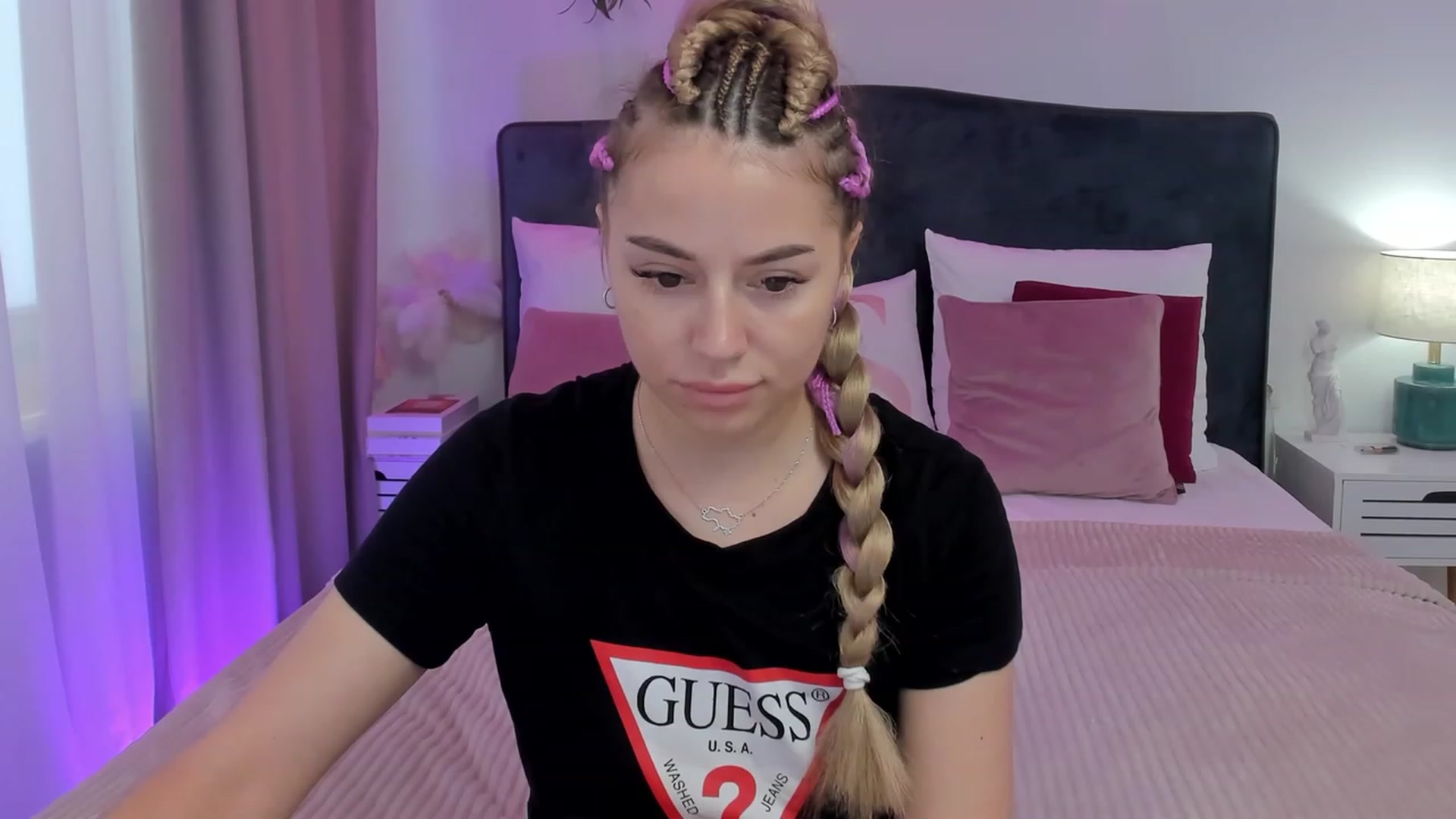 Gallery image thumbnail from SofiBloom's myfreecams stream on, 08/26/2023, 11:54 image 15 of 20