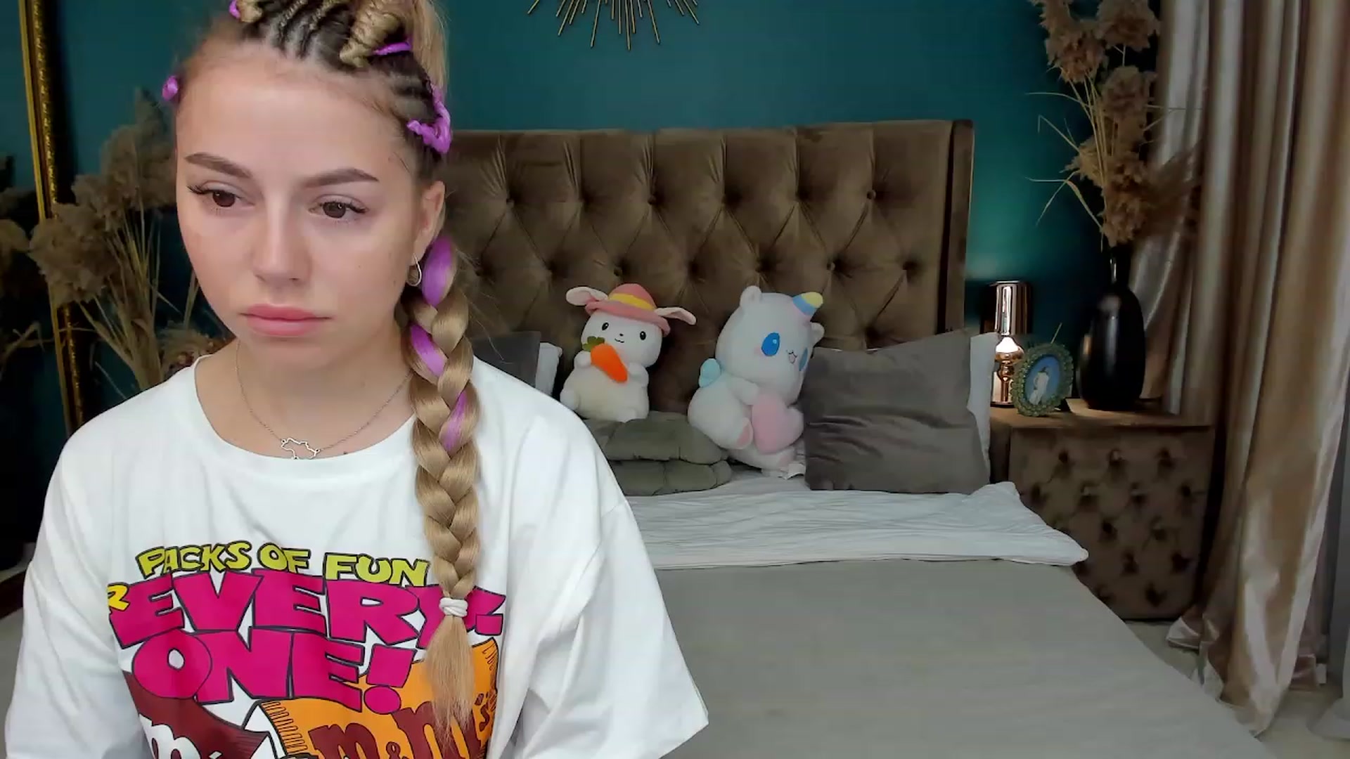 Gallery image thumbnail from SofiBloom's myfreecams stream on, 08/27/2023, 06:46 image 10 of 20