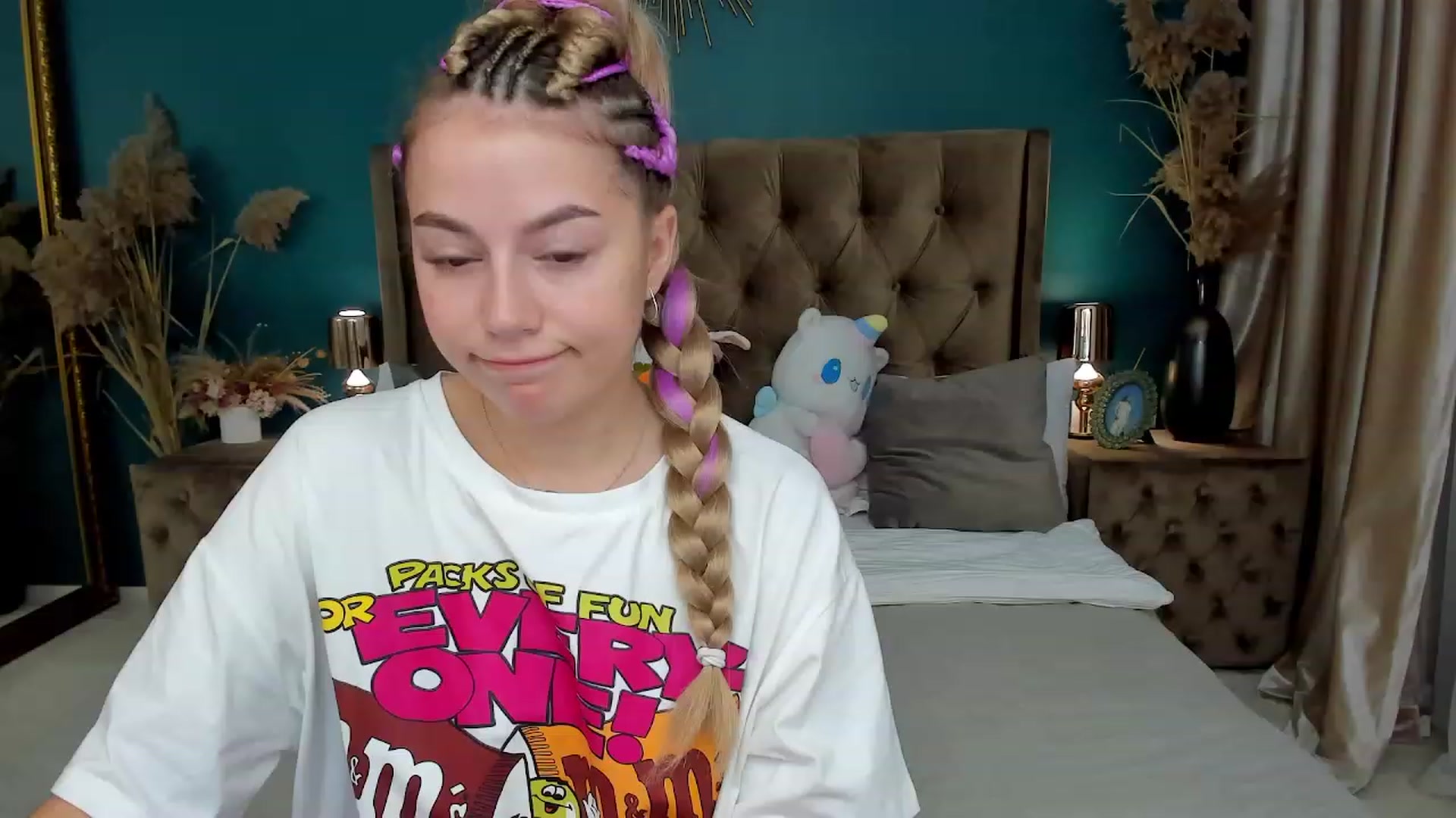 Gallery image thumbnail from SofiBloom's myfreecams stream on, 08/27/2023, 06:46 image 15 of 20