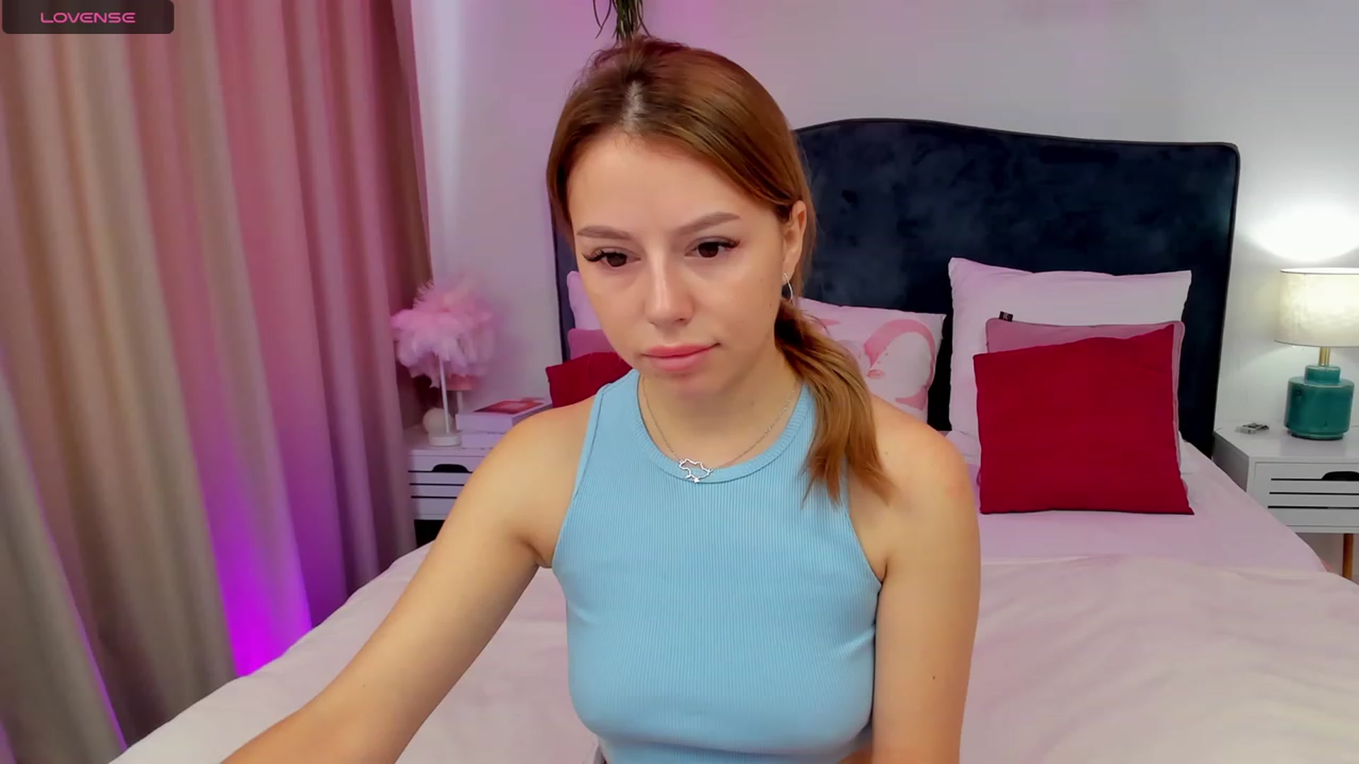 Gallery image thumbnail from SofiBloom's myfreecams stream on, 09/19/2023, 07:30 image 19 of 20