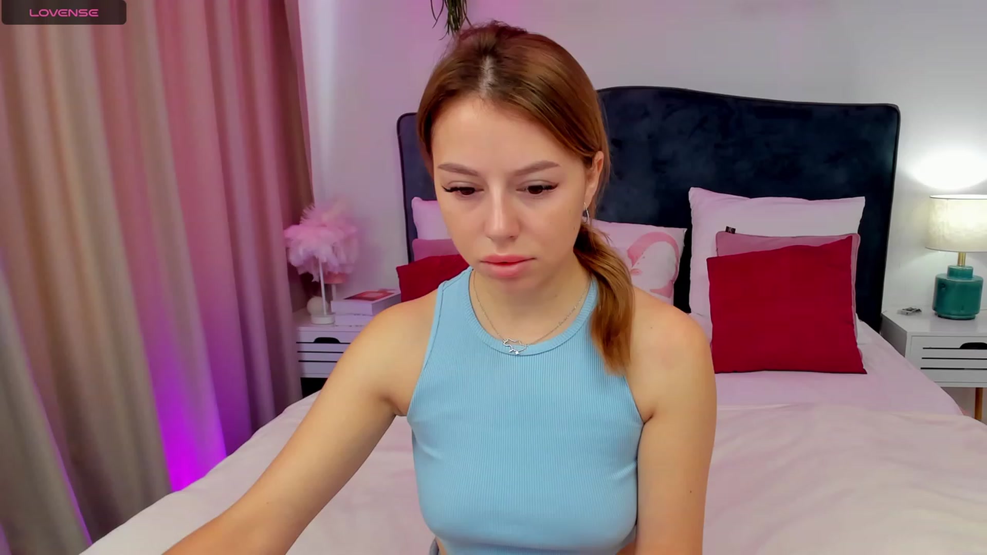 Gallery image thumbnail from SofiBloom's myfreecams stream on, 09/19/2023, 07:30 image 15 of 20