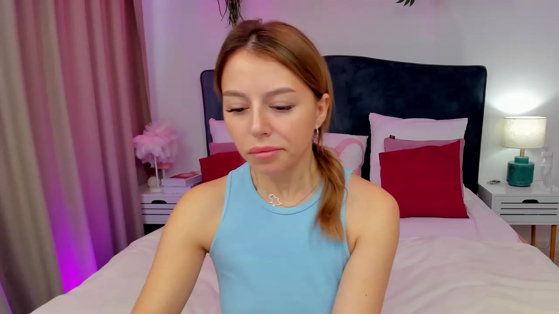 Gallery image thumbnail from SofiBloom's myfreecams stream on, 09/19/2023, 10:00 image 11 of 20