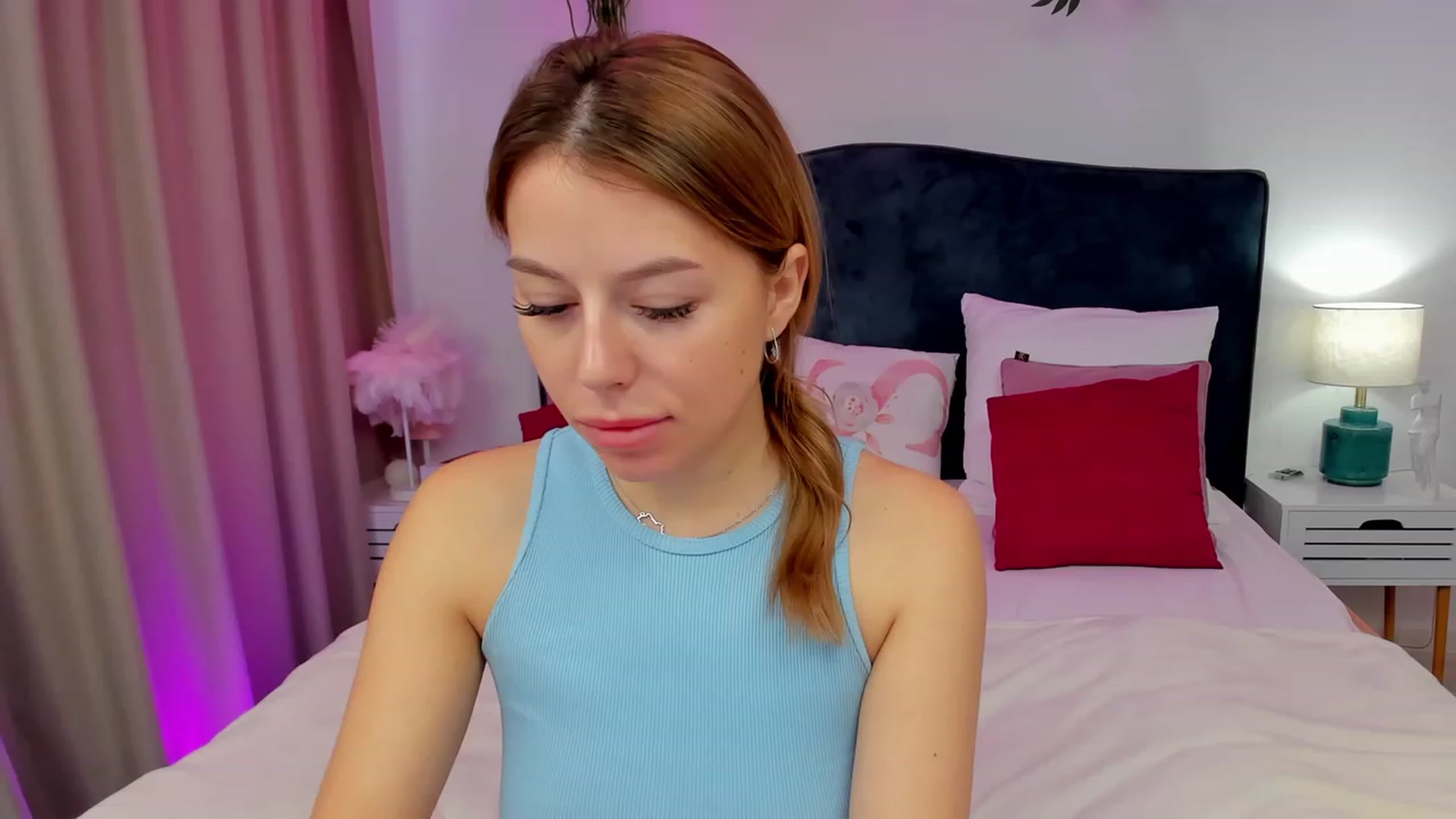 Gallery image thumbnail from SofiBloom's myfreecams stream on, 09/19/2023, 10:00 image 10 of 20