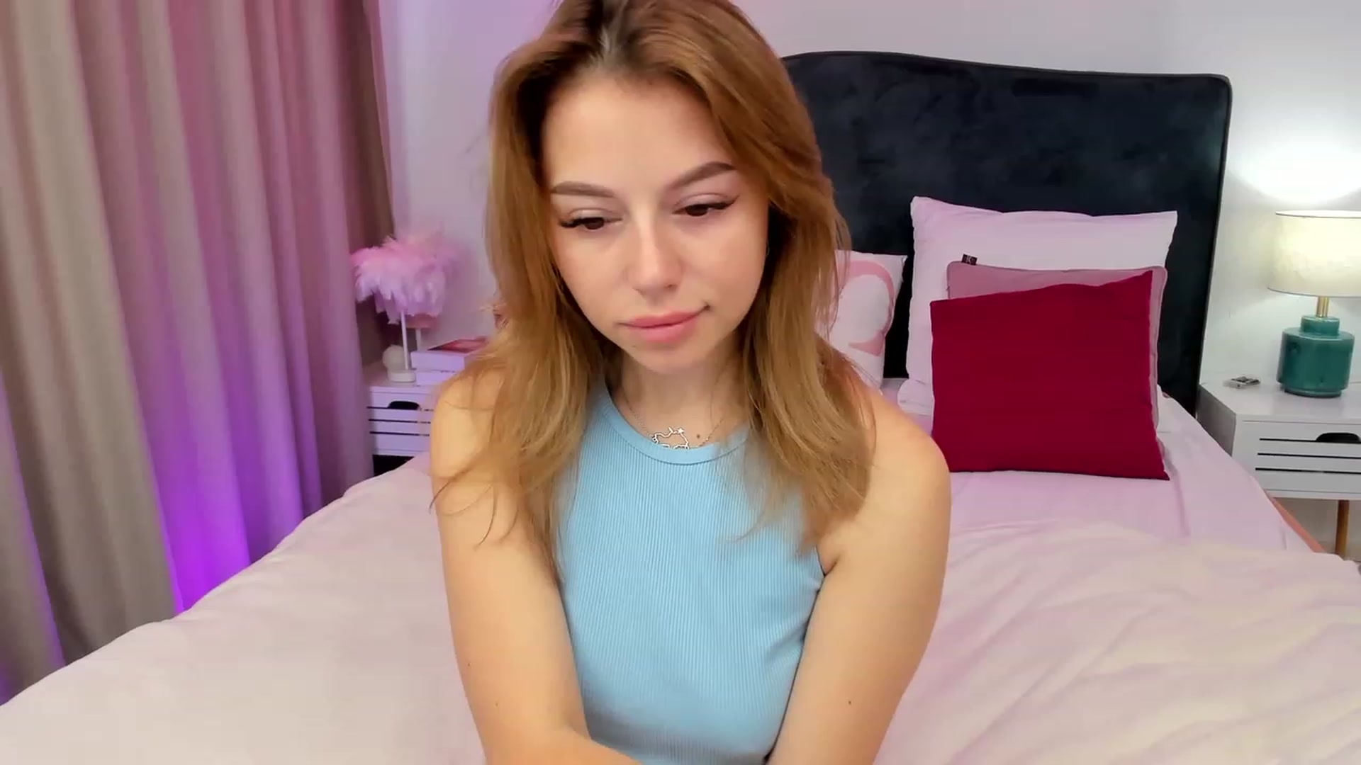 Gallery image thumbnail from SofiBloom's myfreecams stream on, 09/20/2023, 08:18 image 11 of 20