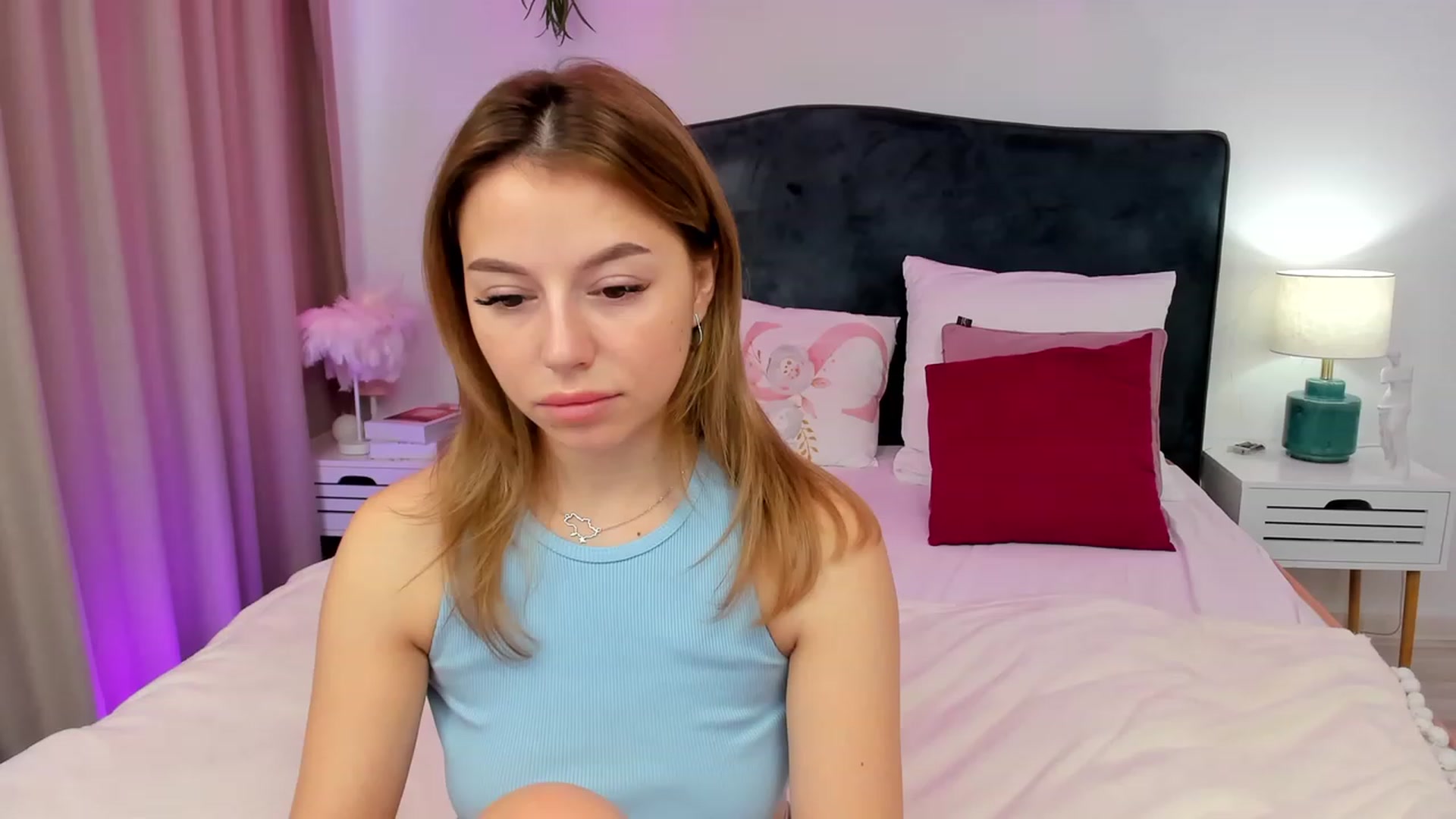 Gallery image thumbnail from SofiBloom's myfreecams stream on, 09/20/2023, 09:06 image 14 of 20