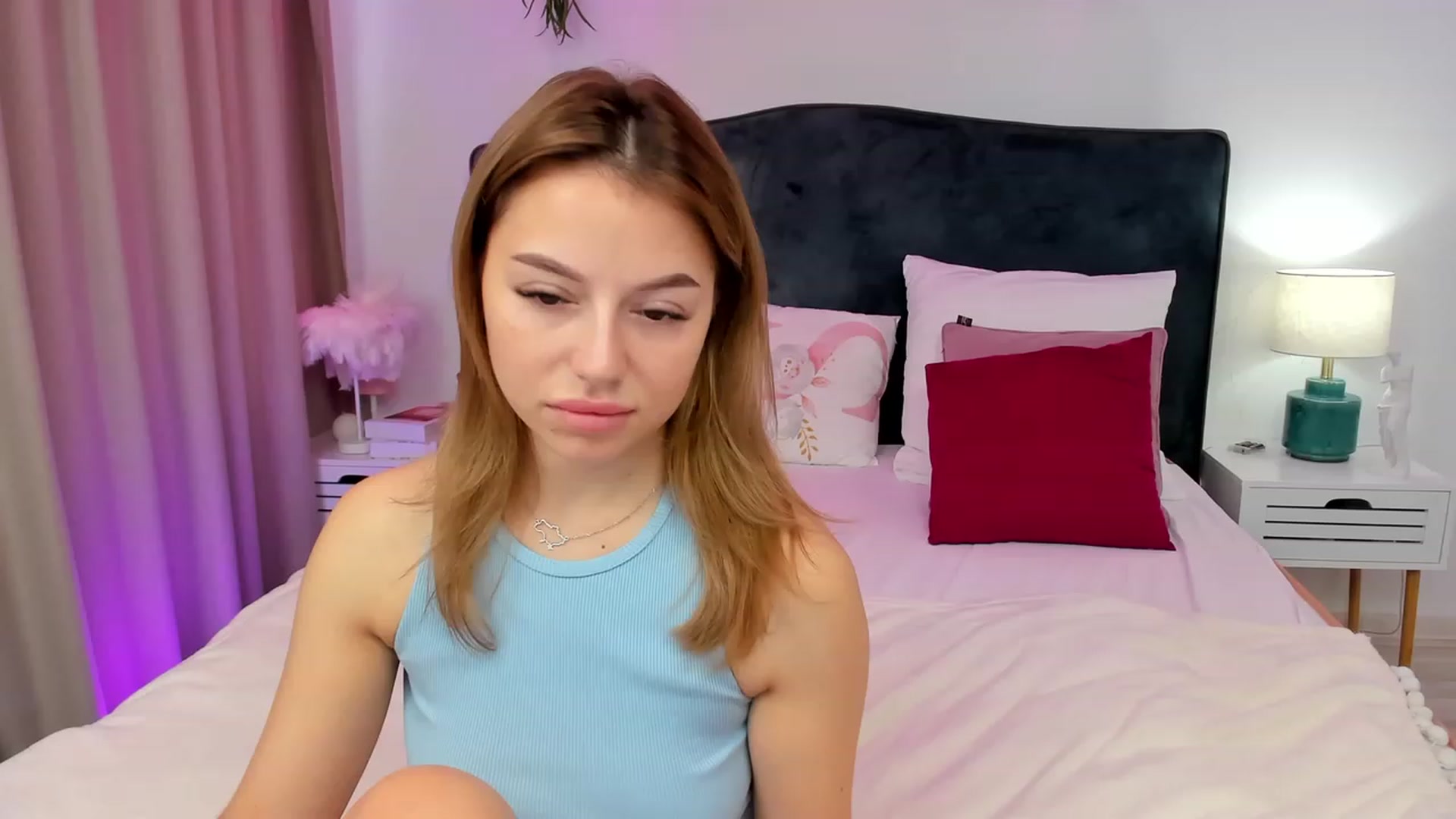 Gallery image thumbnail from SofiBloom's myfreecams stream on, 09/20/2023, 09:06 image 12 of 20