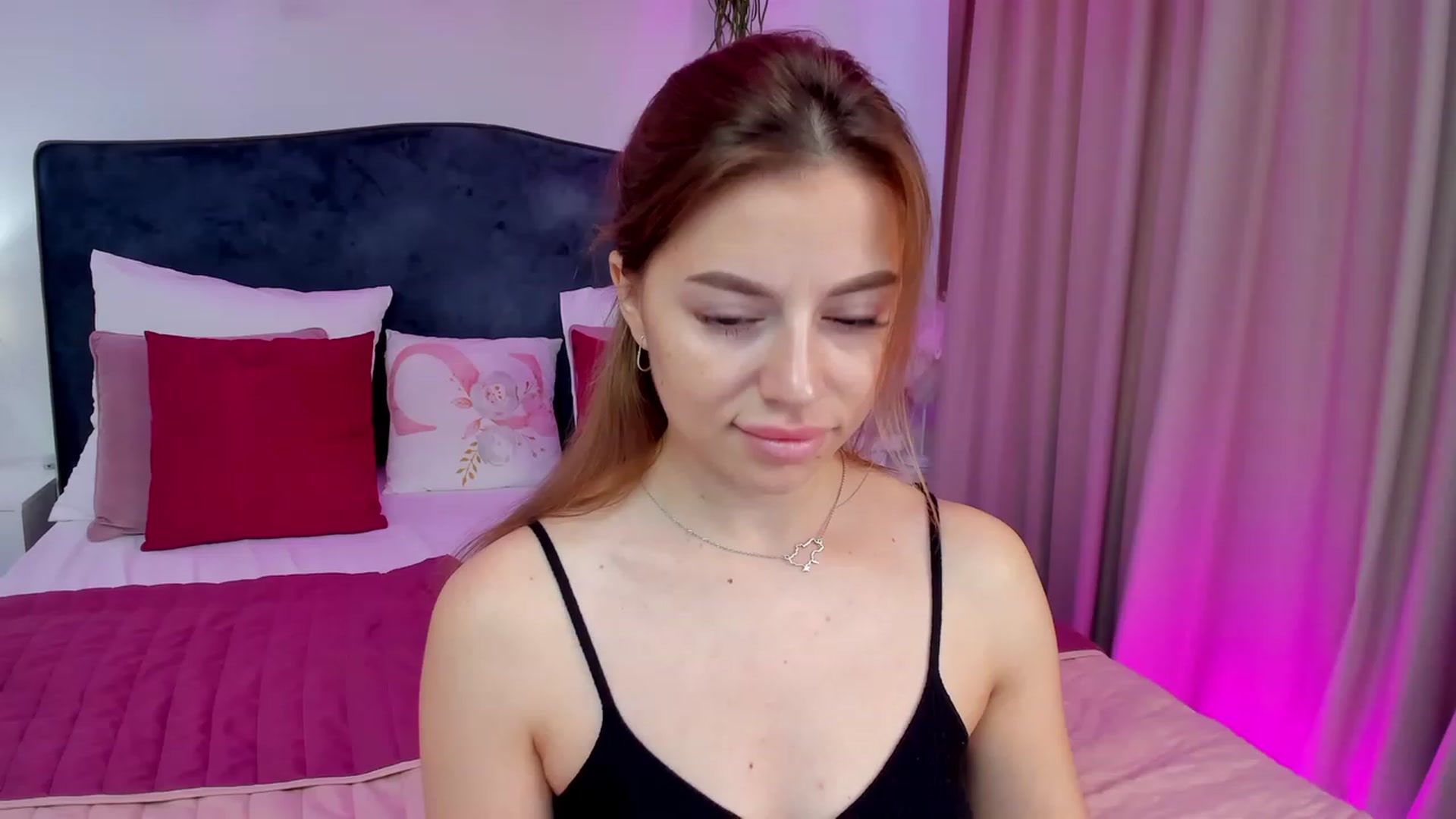 Gallery image thumbnail from SofiBloom's myfreecams stream on, 09/28/2023, 10:39 image 11 of 20