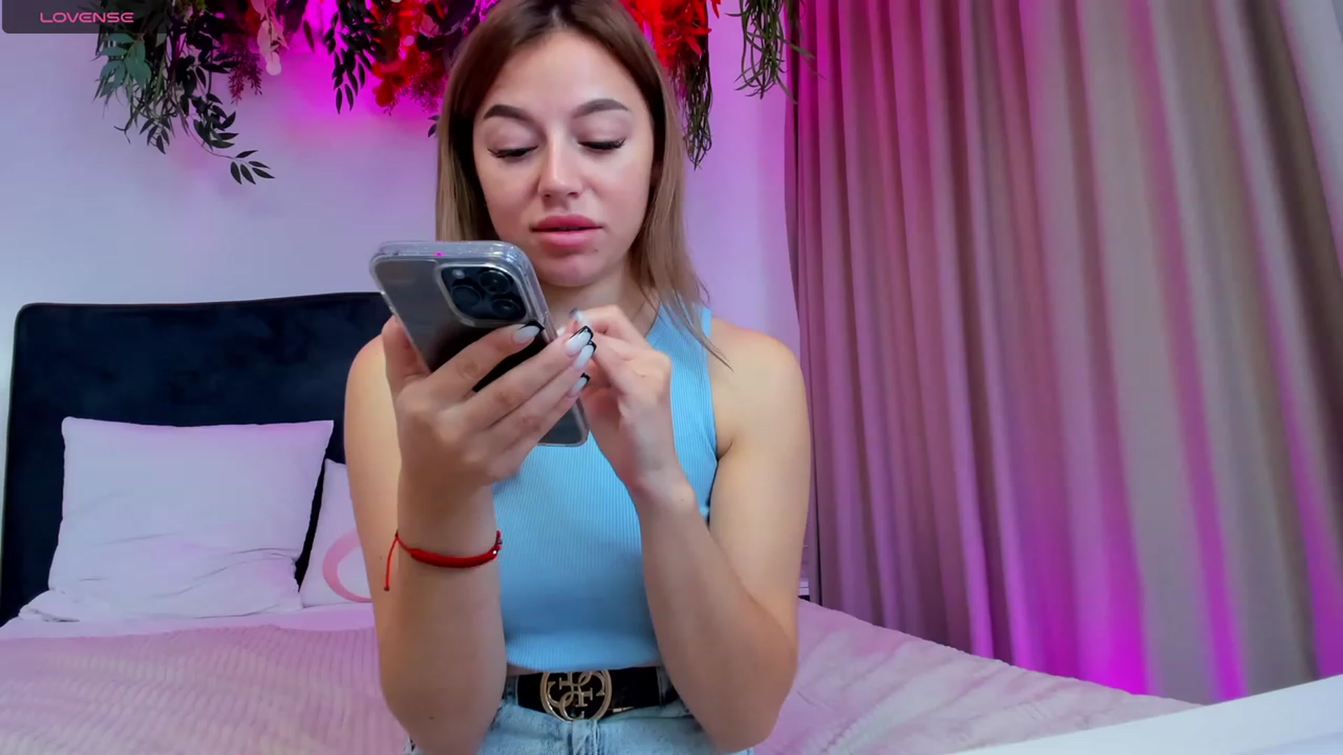 Gallery image thumbnail from SofiBloom's myfreecams stream on, 10/13/2023, 07:53 image 6 of 20