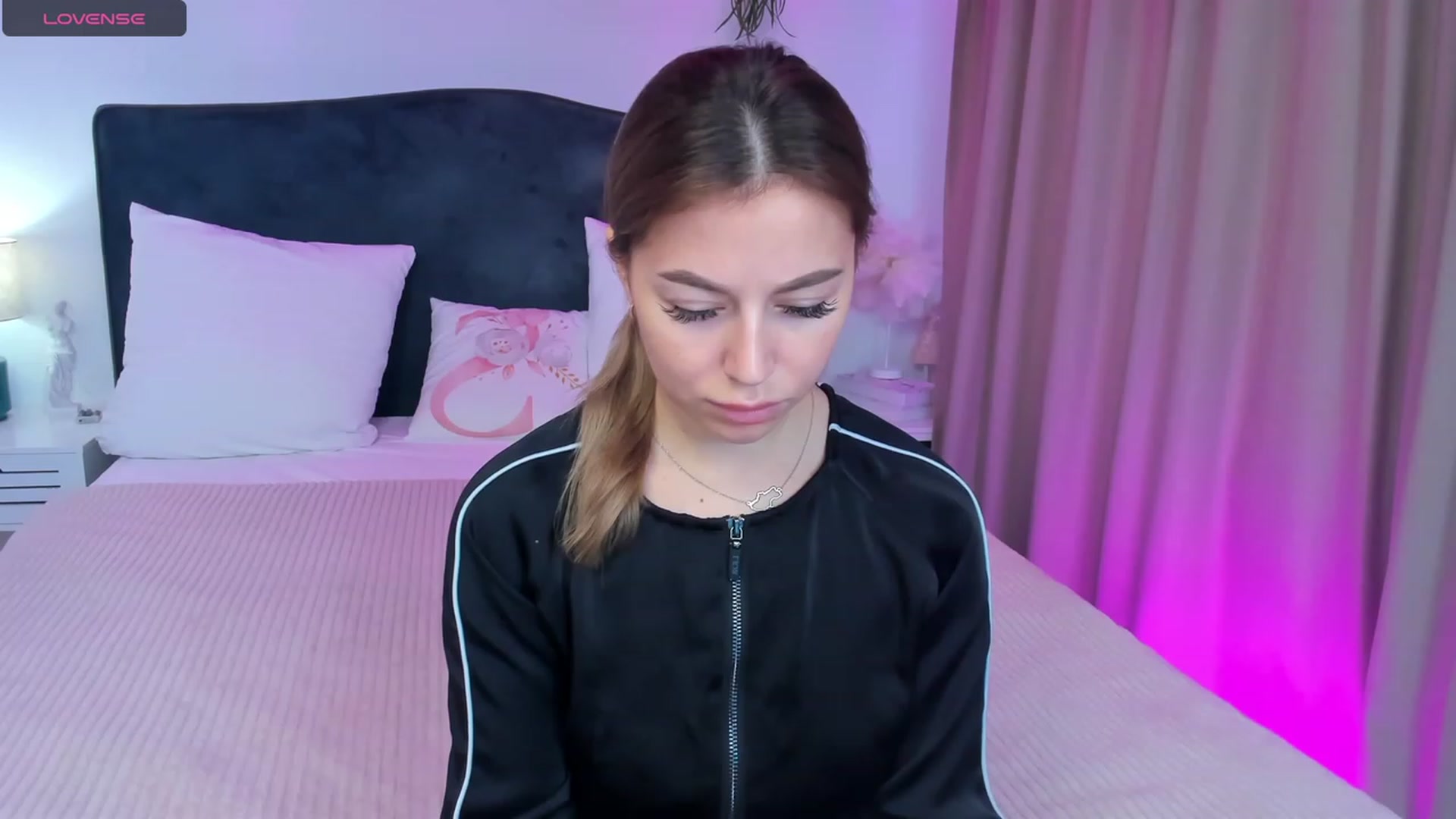 Gallery image thumbnail from SofiBloom's myfreecams stream on, 10/14/2023, 12:00 image 17 of 20
