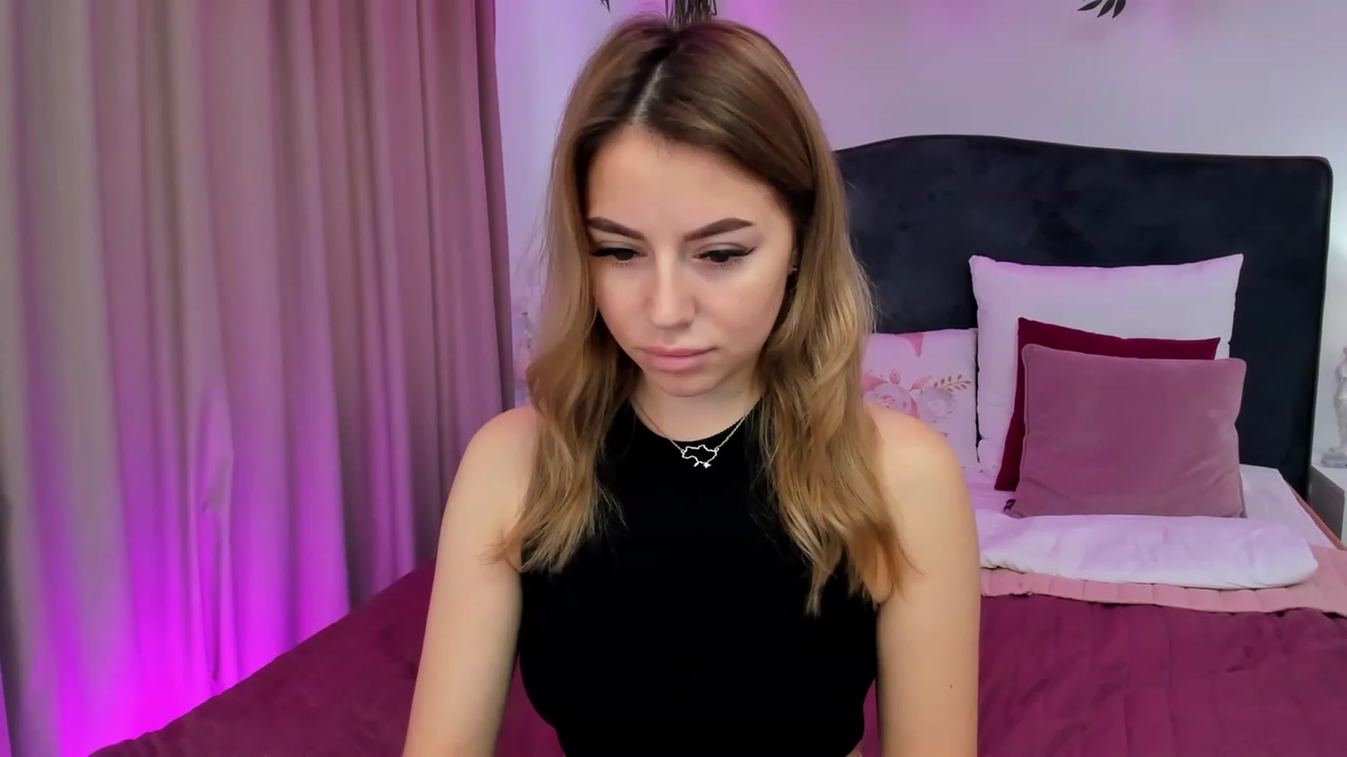 Gallery image thumbnail from SofiBloom's myfreecams stream on, 10/20/2023, 10:41 image 20 of 20