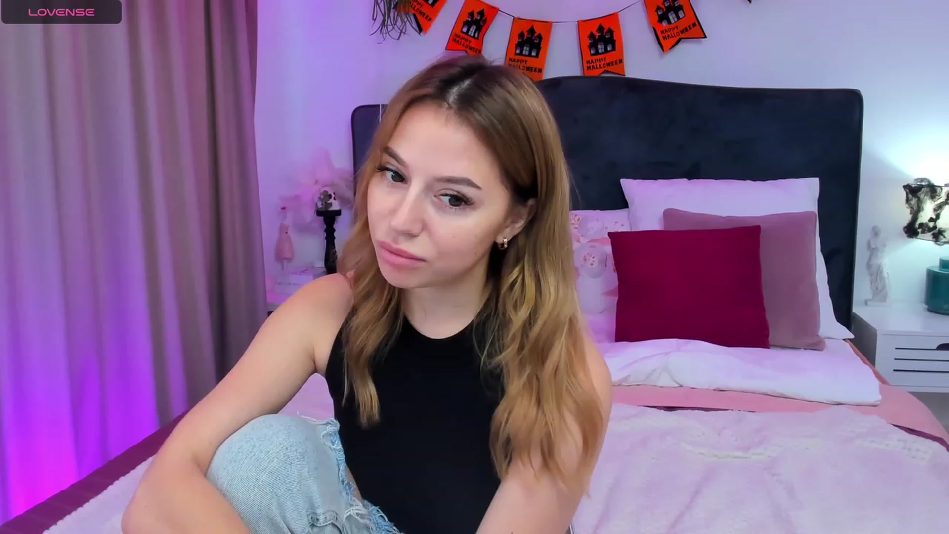 Gallery image thumbnail from SofiBloom's myfreecams stream on, 10/28/2023, 09:04 image 11 of 20