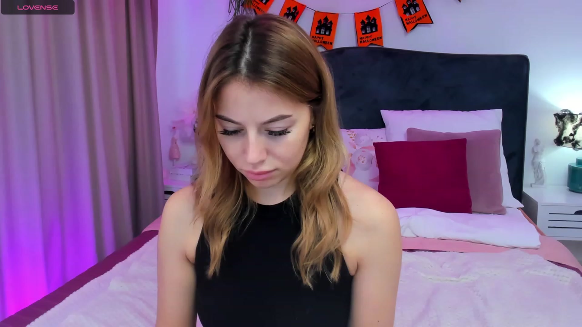 Gallery image thumbnail from SofiBloom's myfreecams stream on, 10/28/2023, 09:04 image 1 of 20