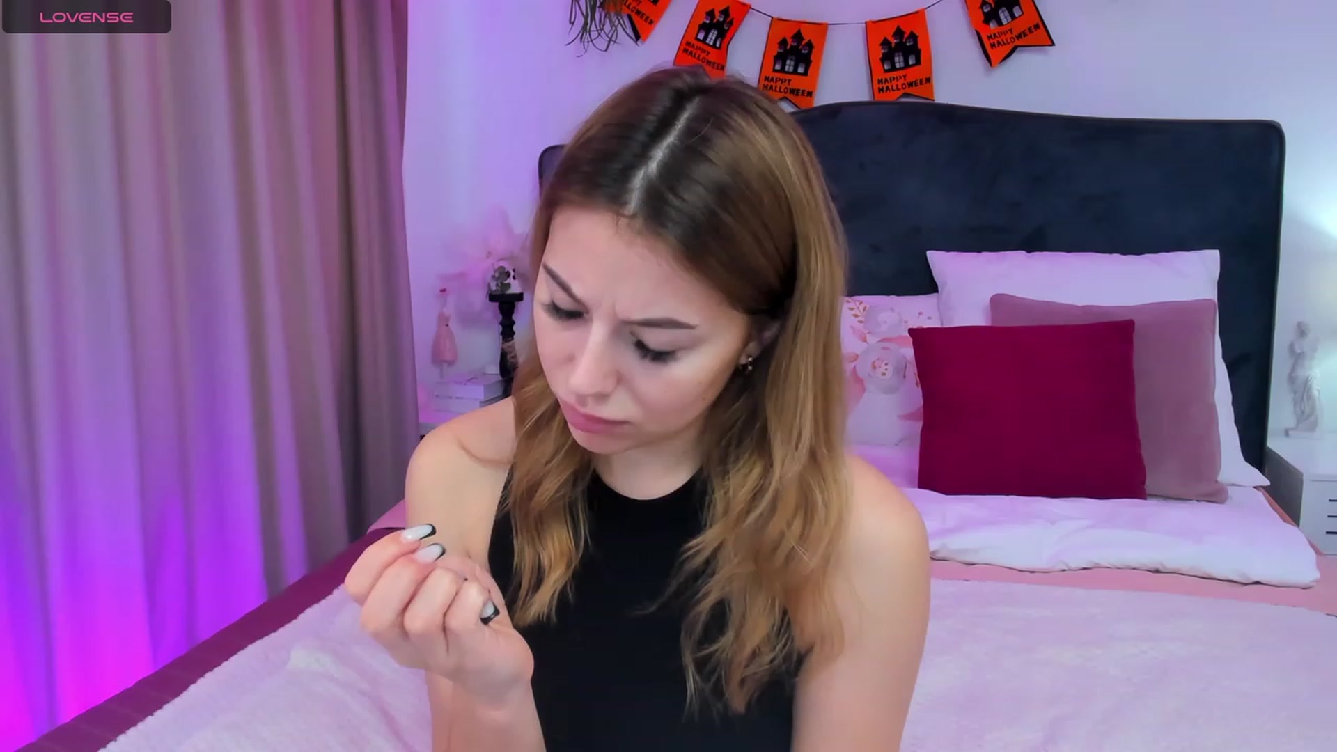 Gallery image thumbnail from SofiBloom's myfreecams stream on, 10/28/2023, 09:56 image 19 of 20